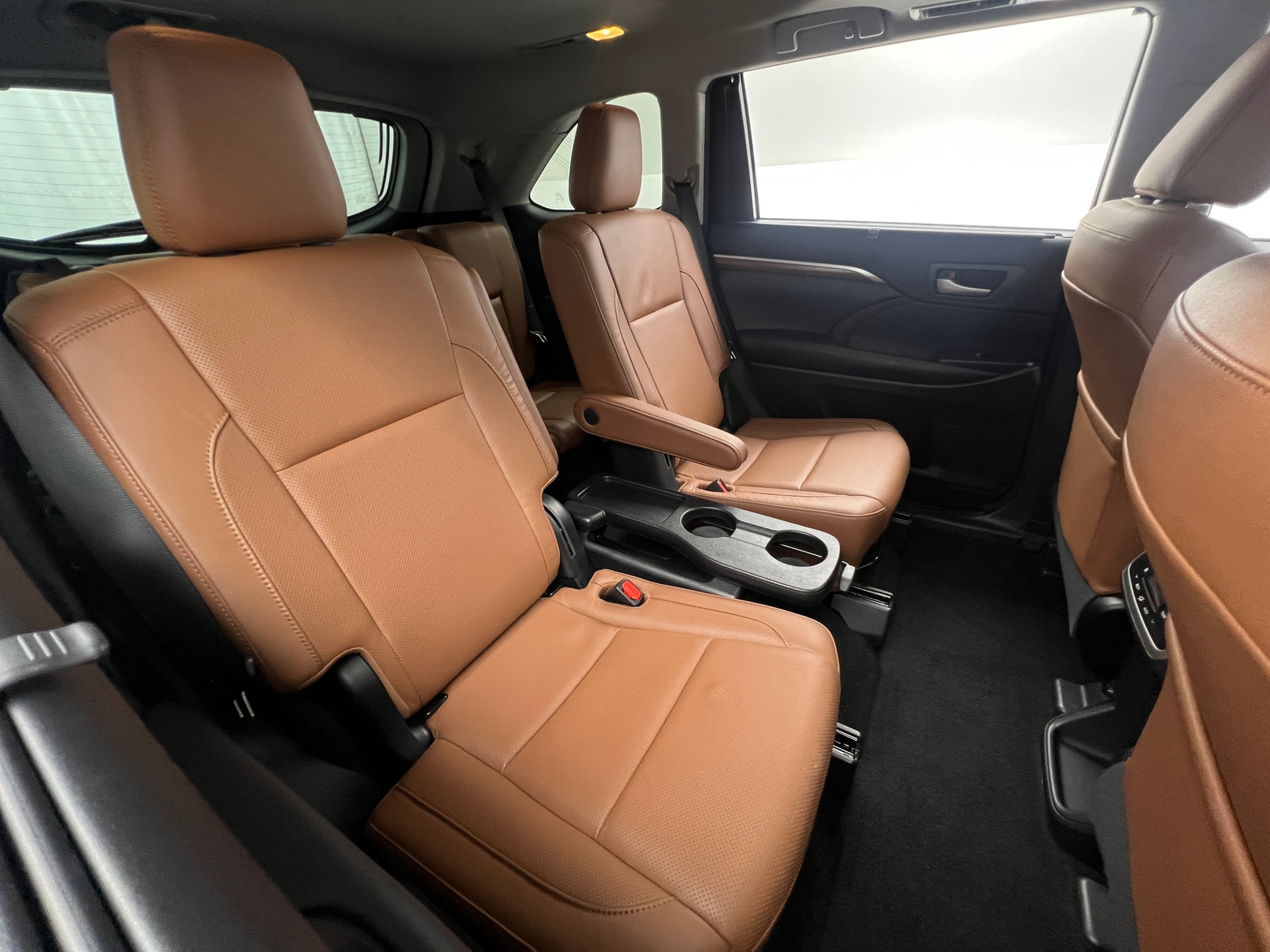 Thumbnail: 2018 Toyota Highlander - 5