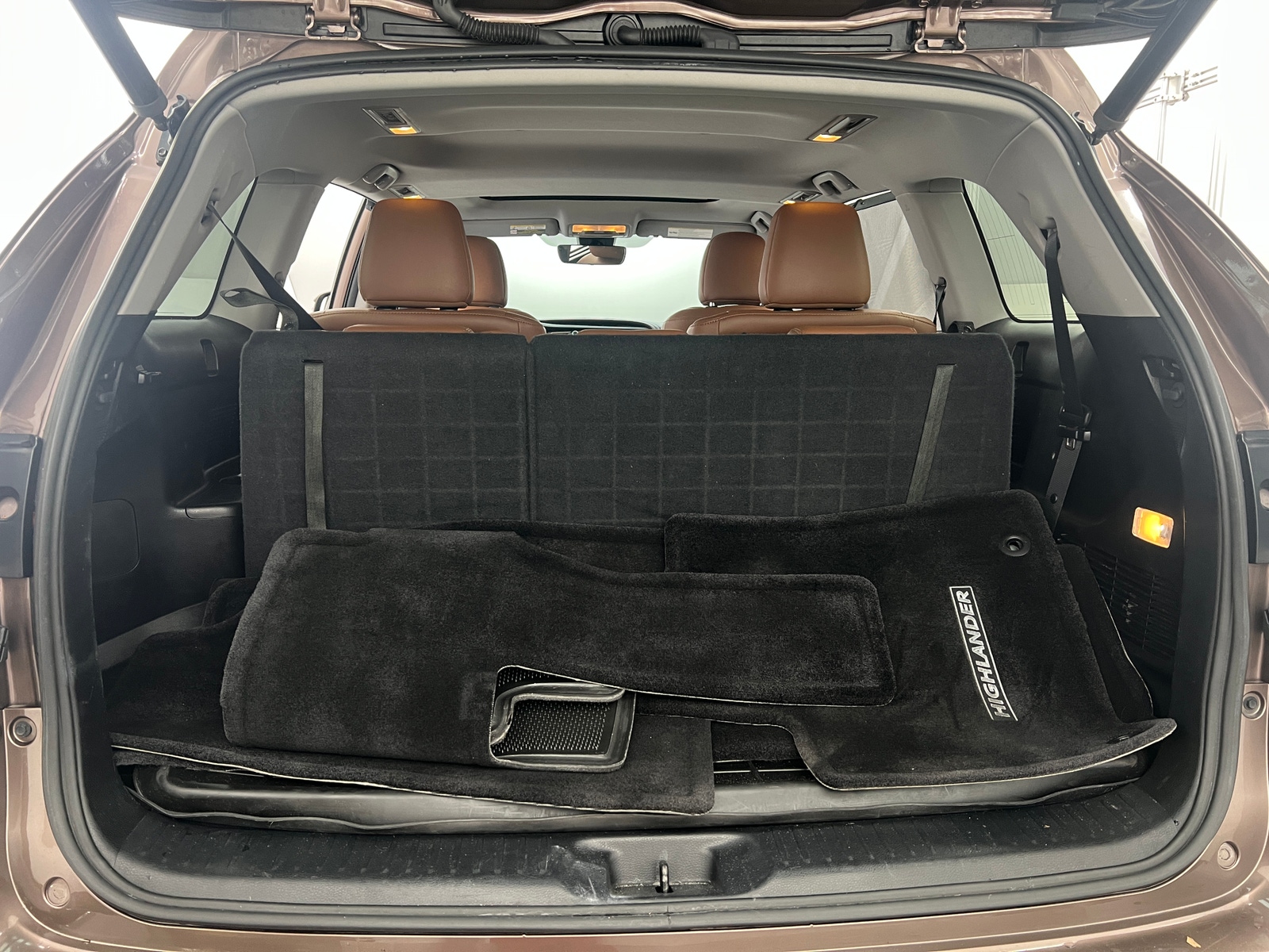 Thumbnail: 2018 Toyota Highlander - 6