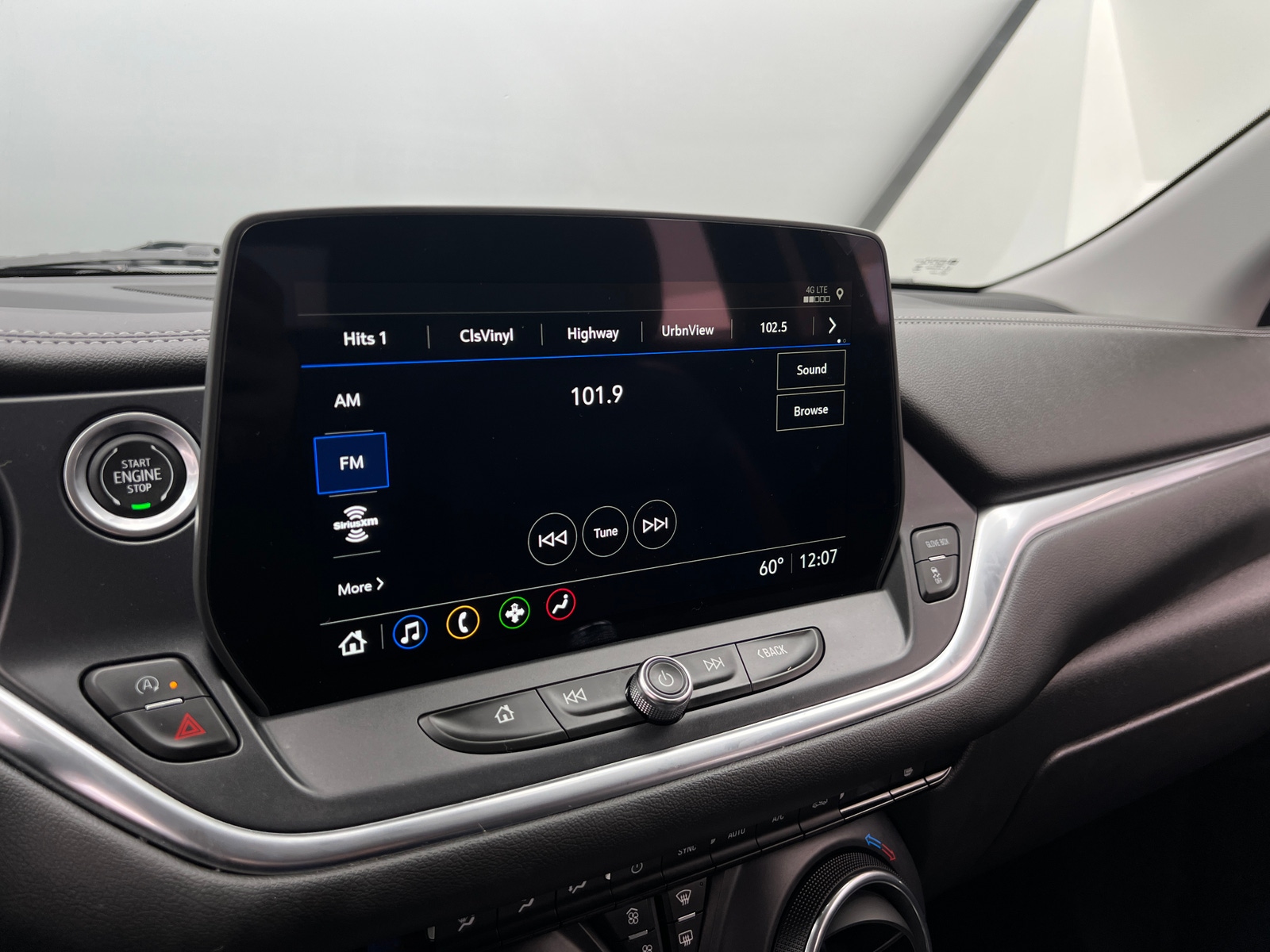 Thumbnail: 2023 Chevrolet Blazer - 3