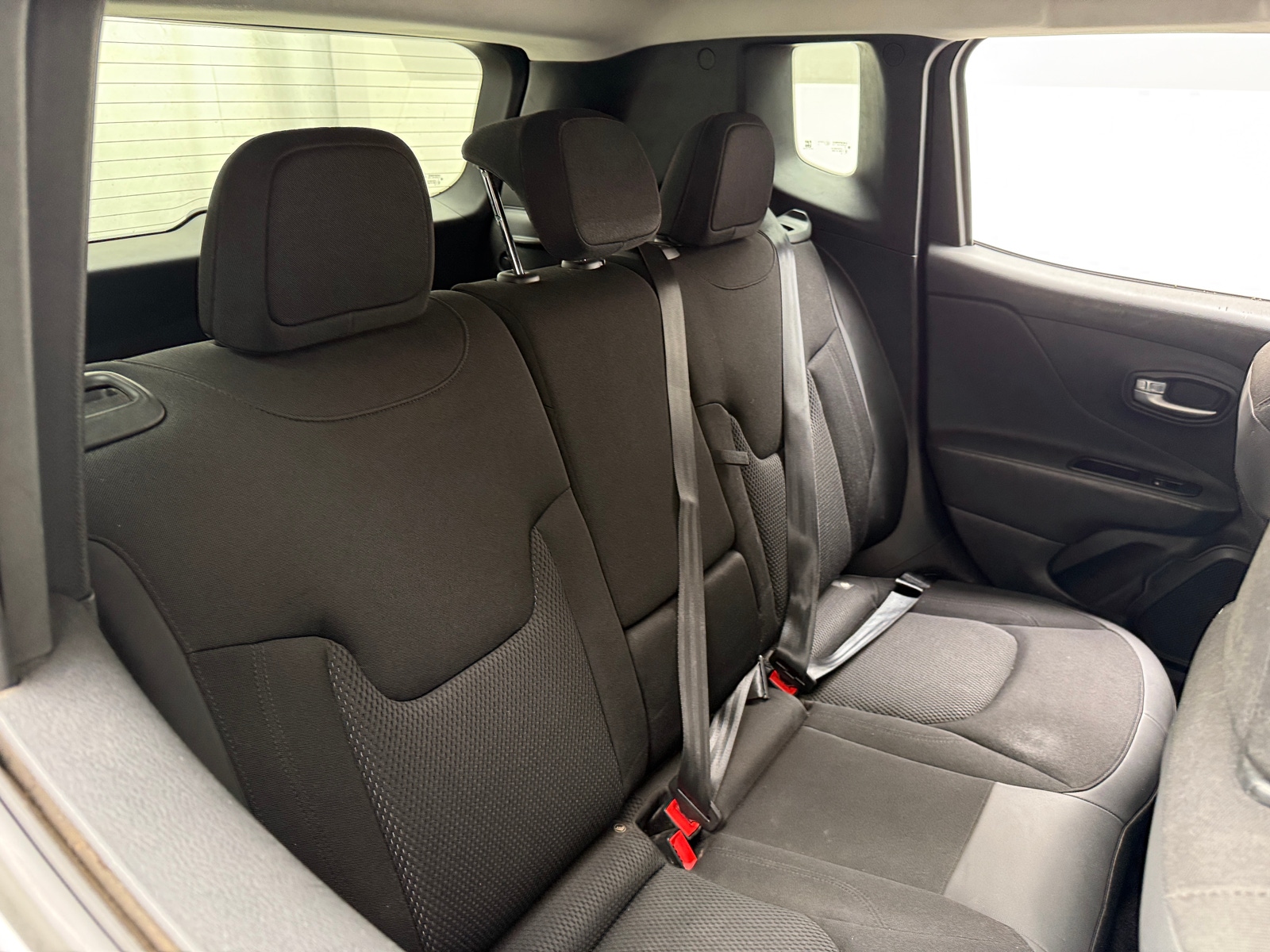 Thumbnail: 2020 Jeep Renegade - 6