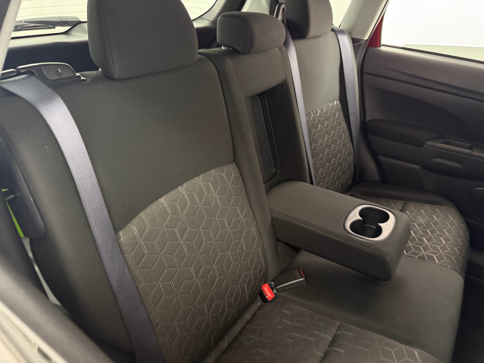 Thumbnail: 2024 Mitsubishi Outlander Sport - 6