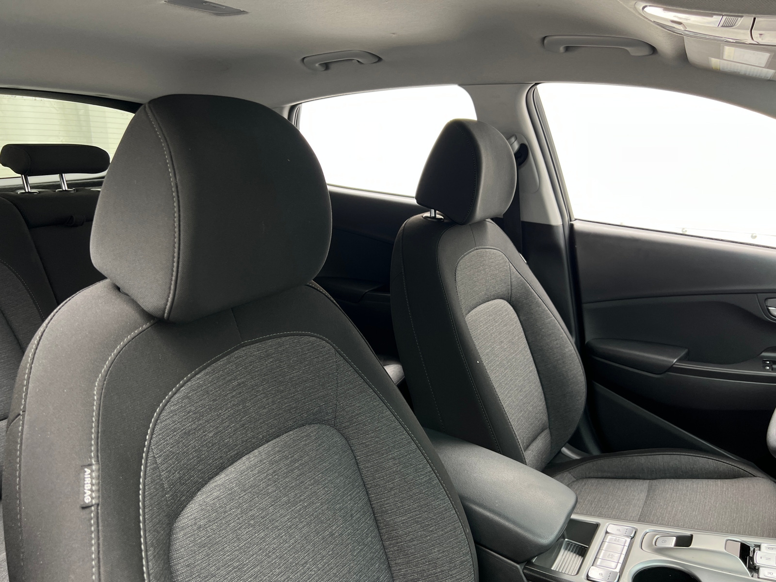 Thumbnail: 2023 Hyundai Kona - 2