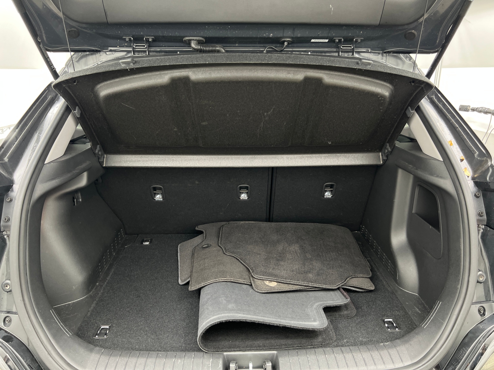 Thumbnail: 2023 Hyundai Kona - 7