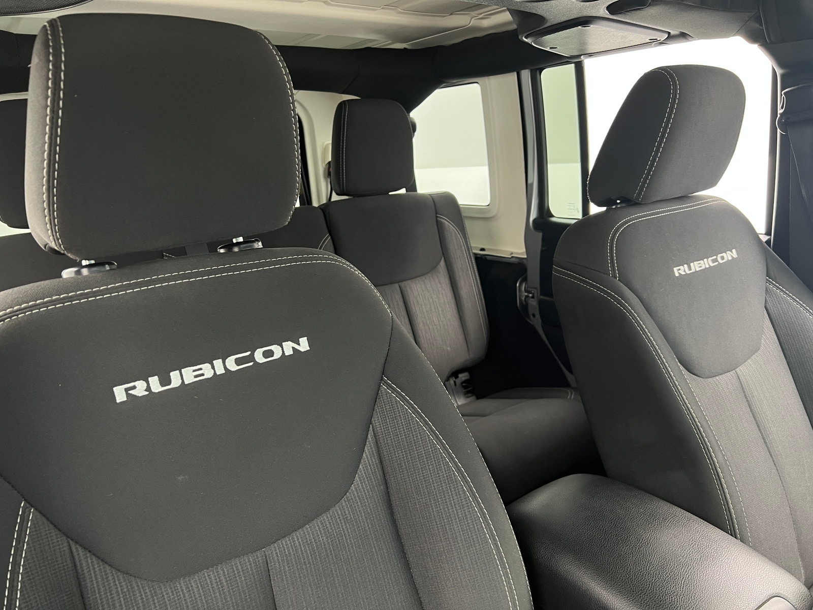 Thumbnail: 2016 Jeep Wrangler - 2