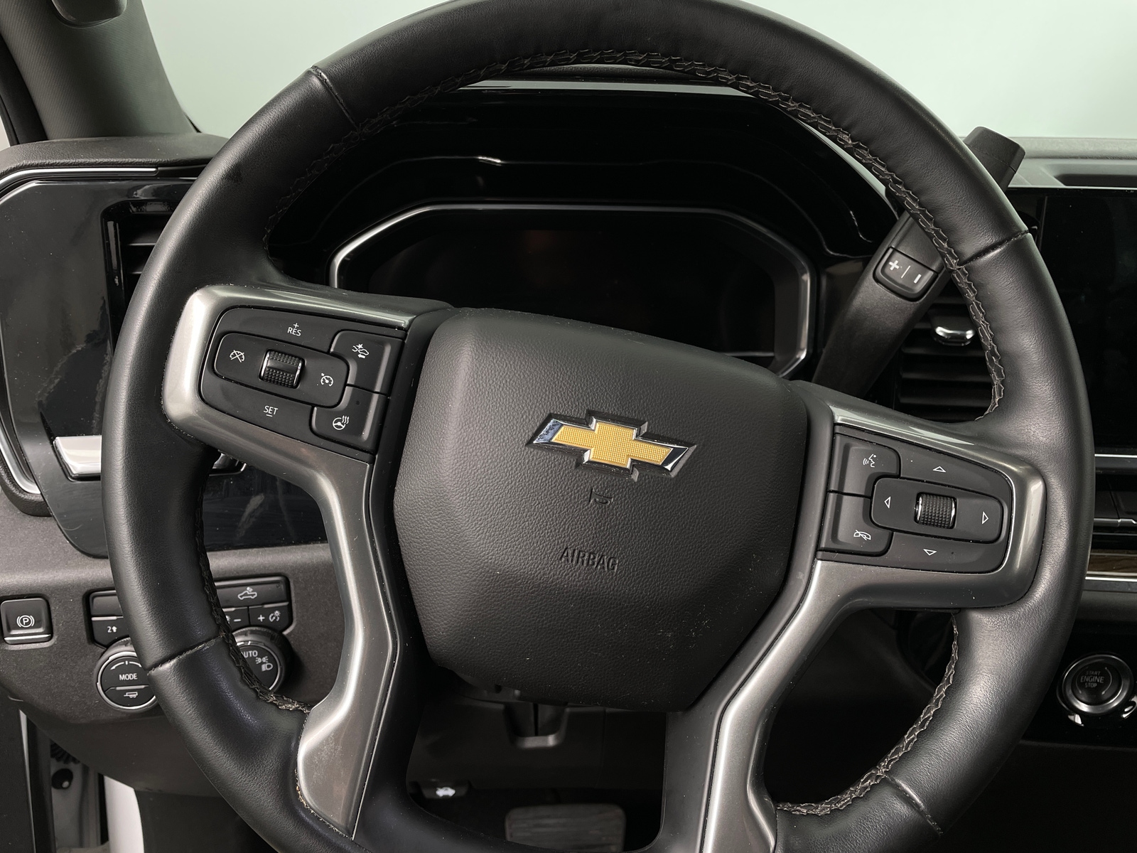 Thumbnail: 2024 Chevrolet Silverado 1500 - 5