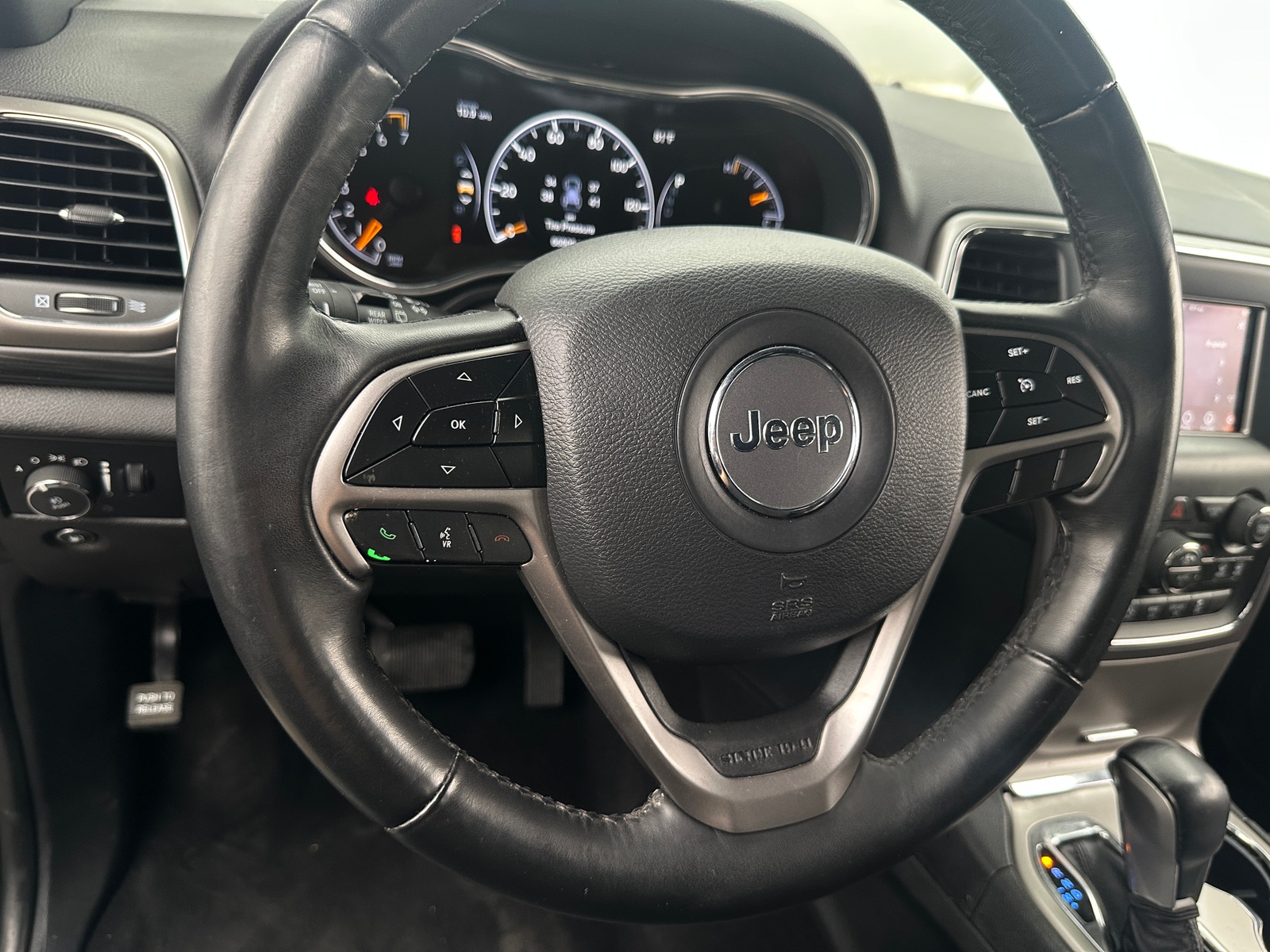 Thumbnail: 2019 Jeep Grand Cherokee - 5