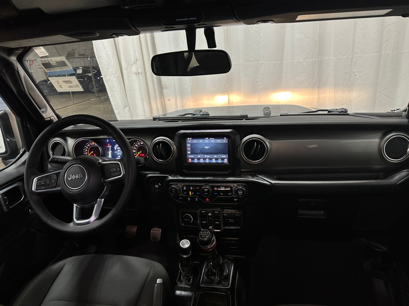 Thumbnail: 2020 Jeep Wrangler - 3