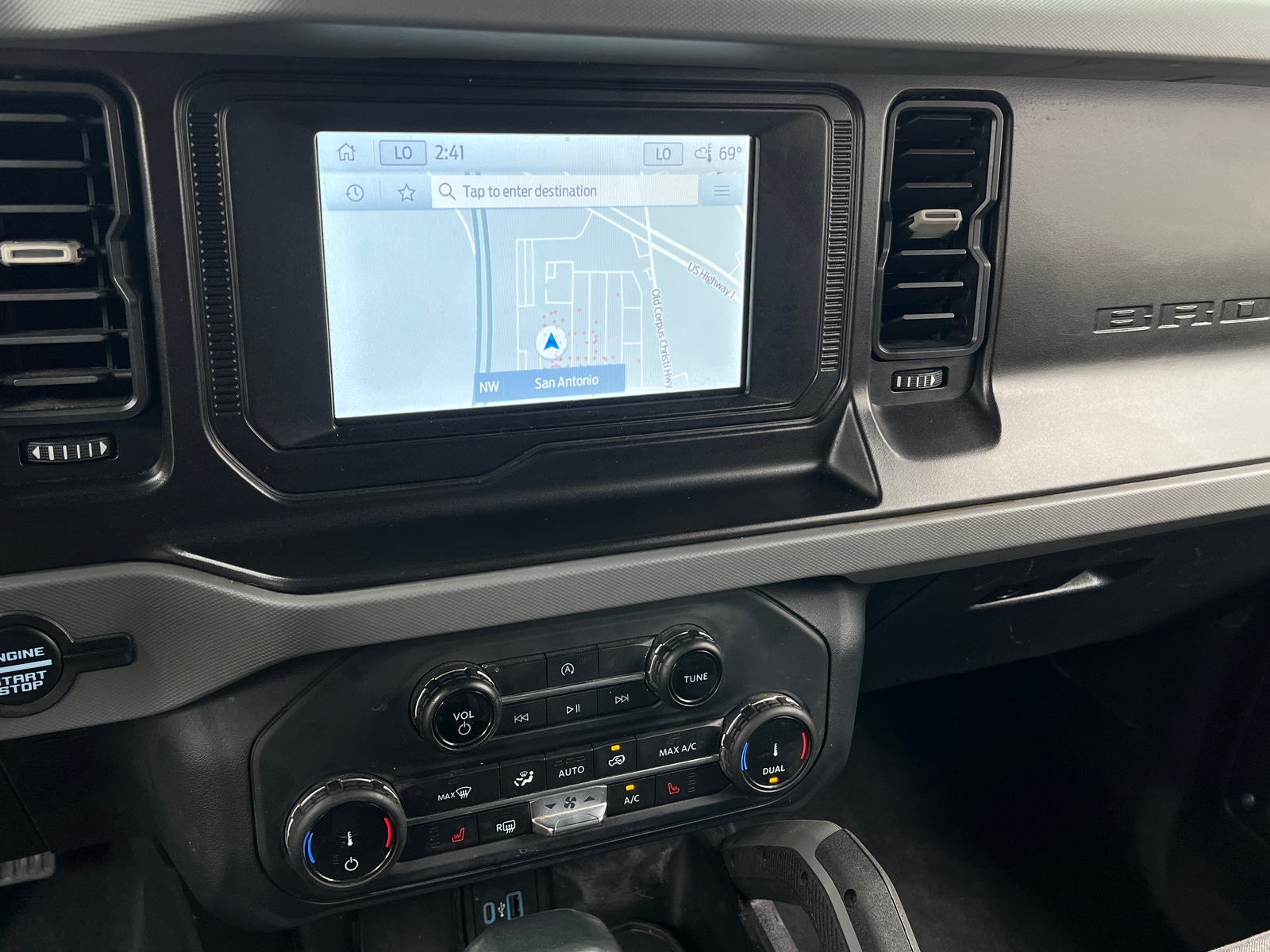 Thumbnail: 2022 Ford Bronco - 4