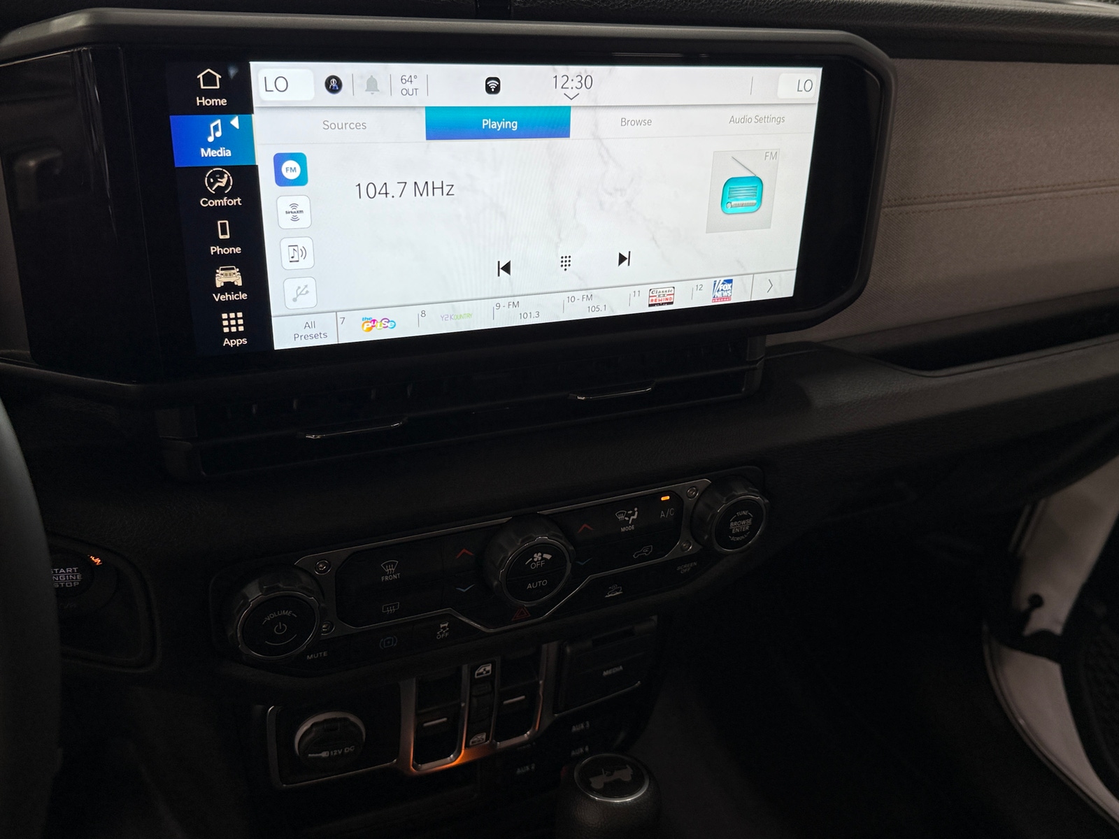 Thumbnail: 2024 Jeep Wrangler - 4