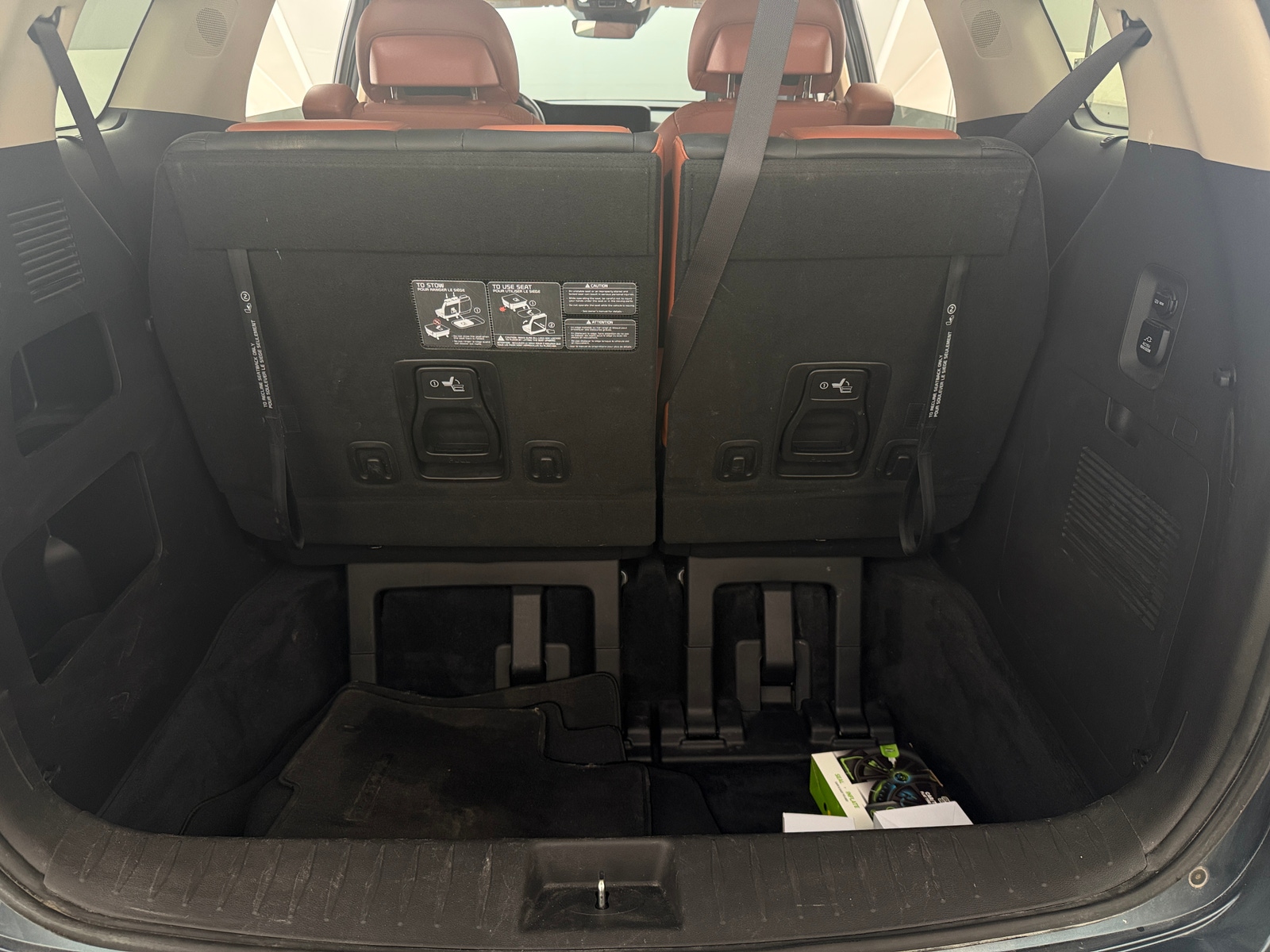 Thumbnail: 2022 Kia Carnival - 6