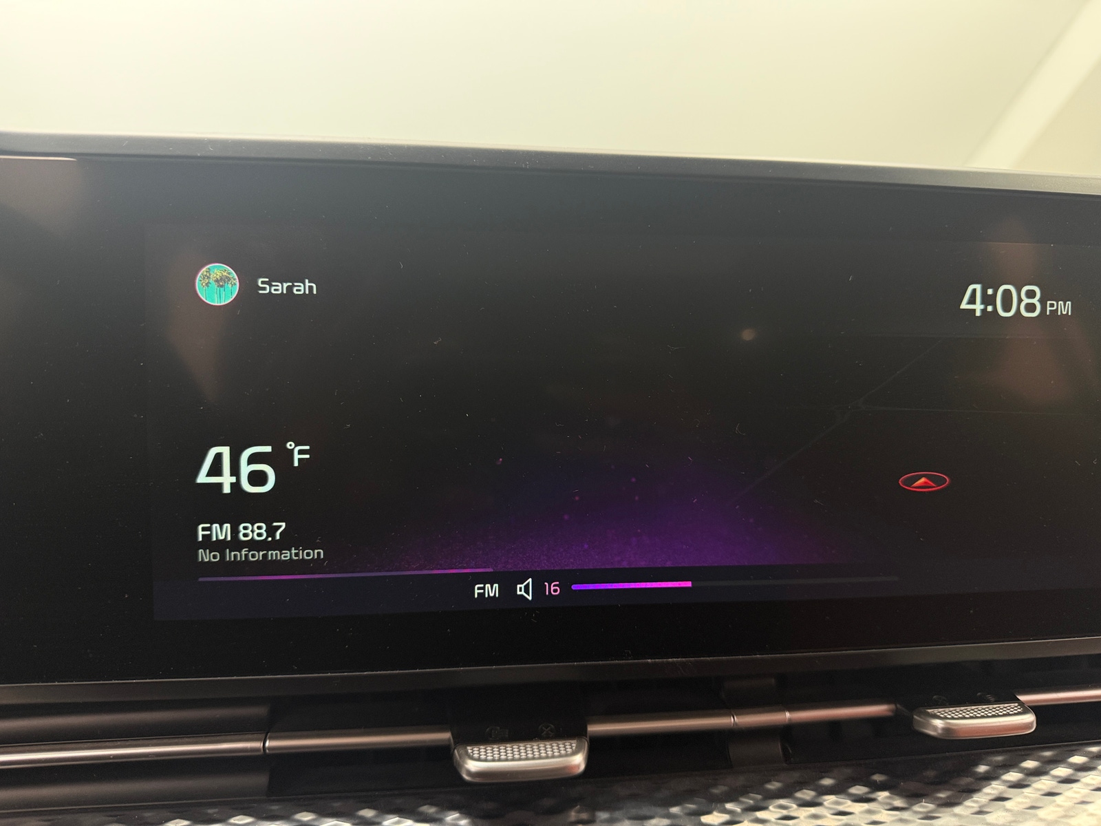 Thumbnail: 2022 Kia Carnival - 3