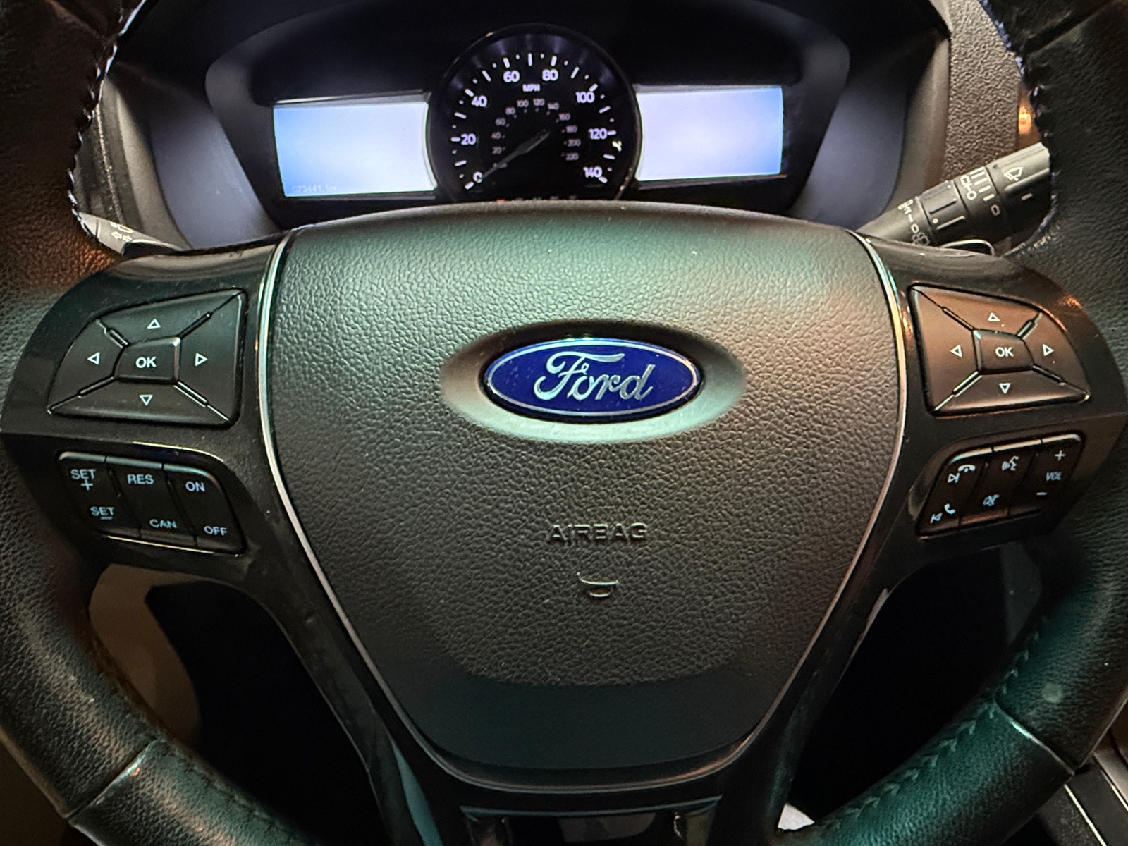 Thumbnail: 2016 Ford Explorer - 4