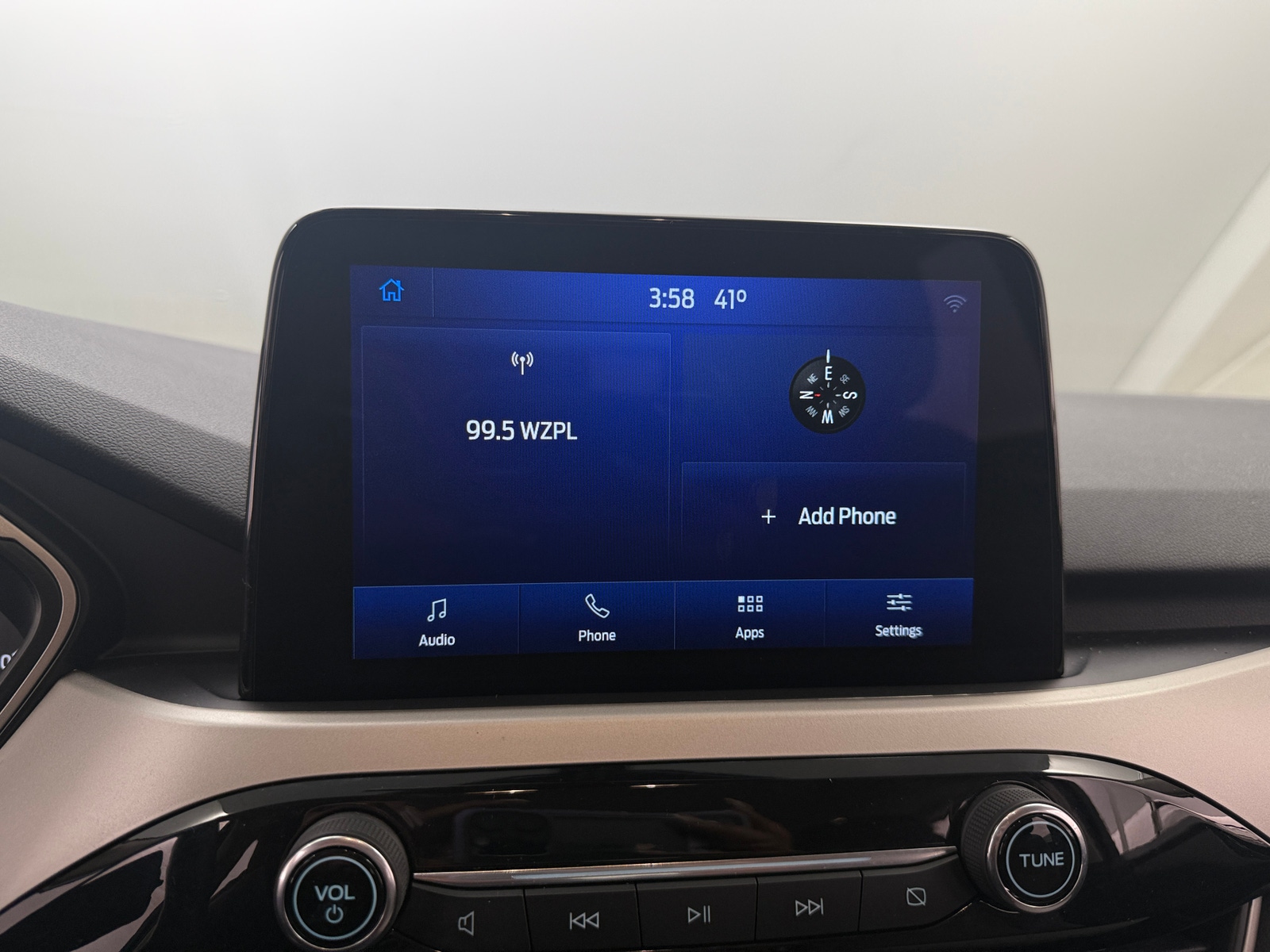 Thumbnail: 2020 Ford Escape - 4