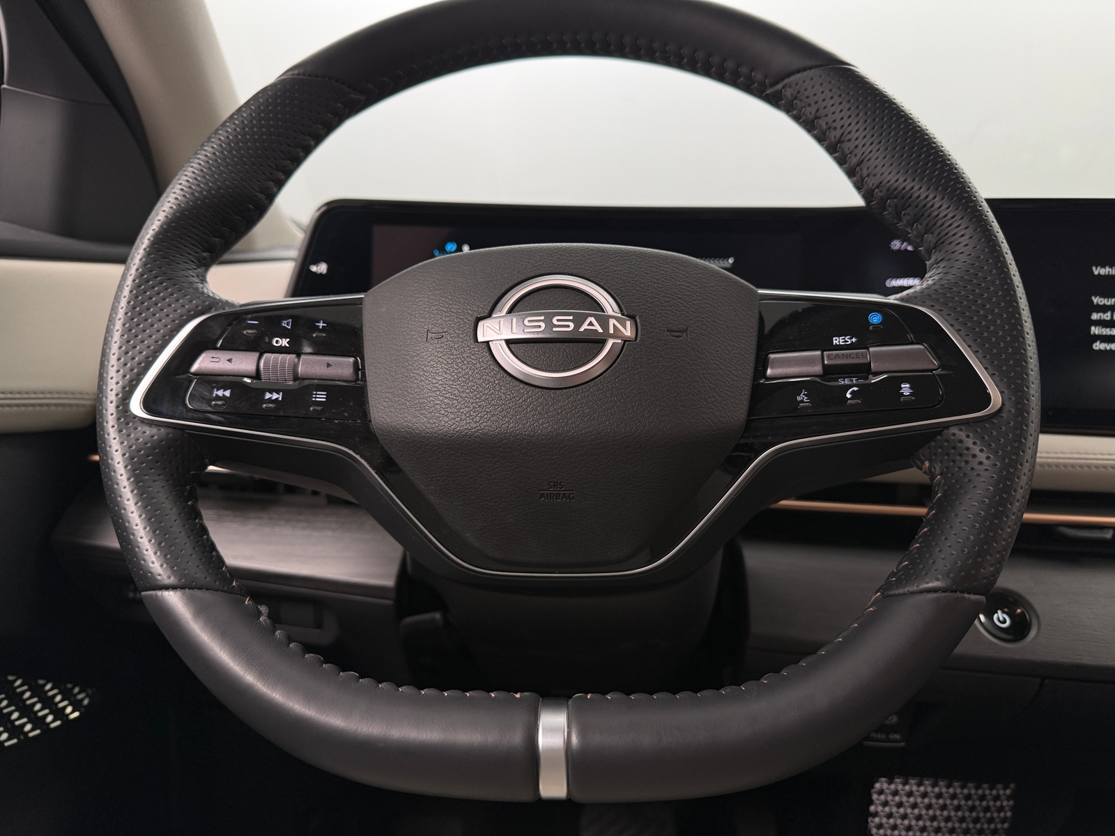 Thumbnail: 2023 Nissan Ariya - 4