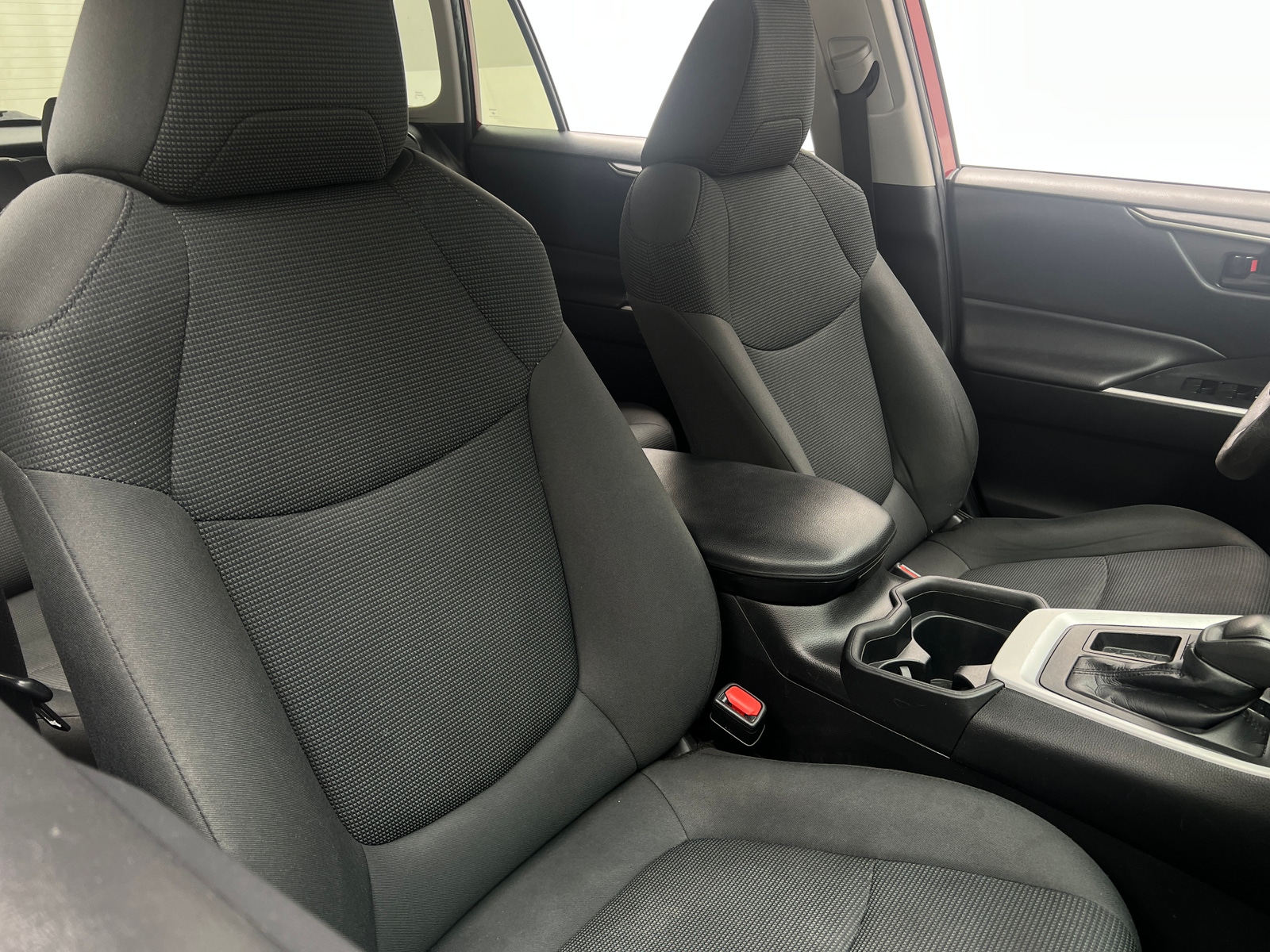 Thumbnail: 2021 Toyota RAV4 - 2