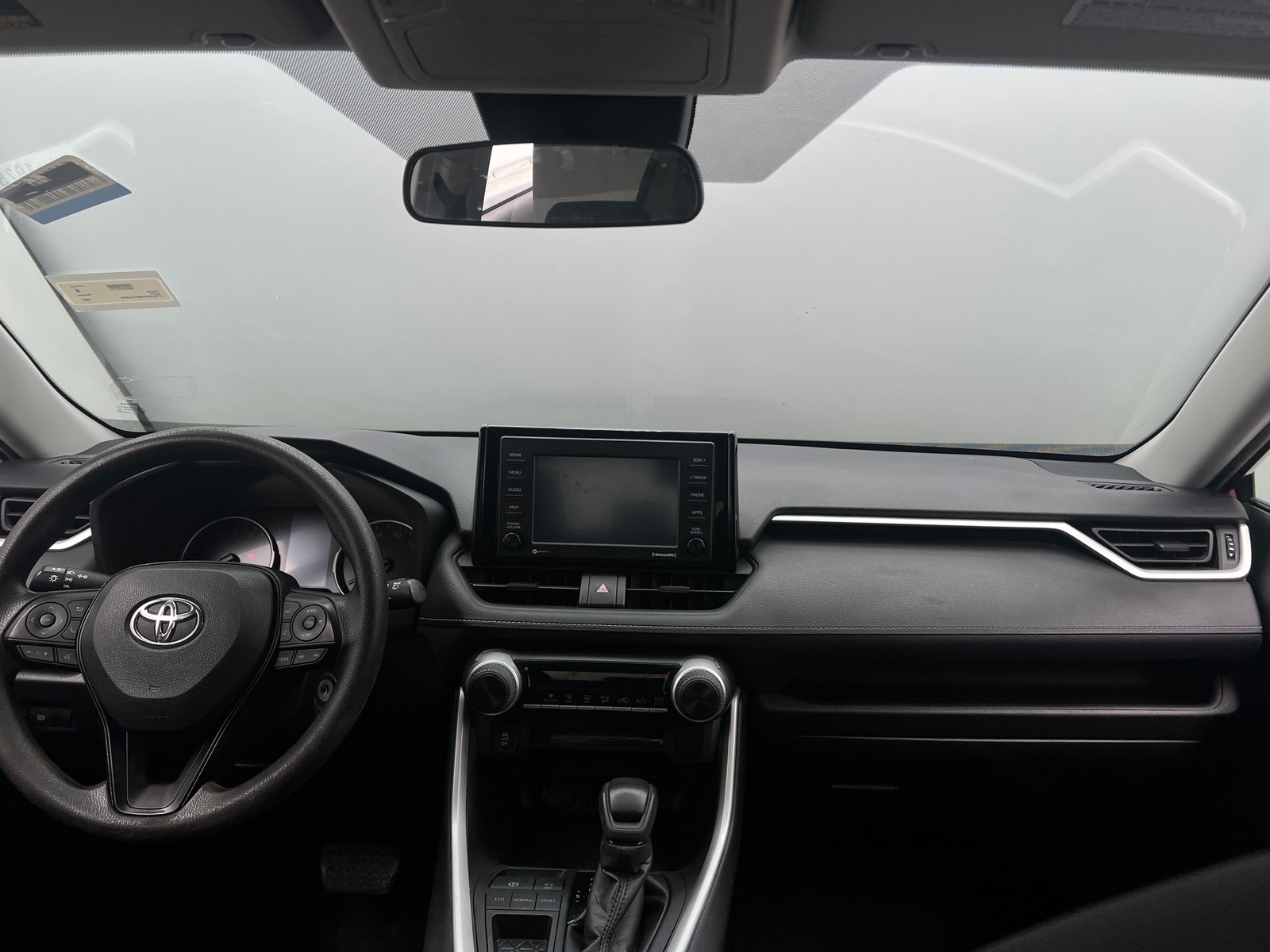 Thumbnail: 2021 Toyota RAV4 - 3