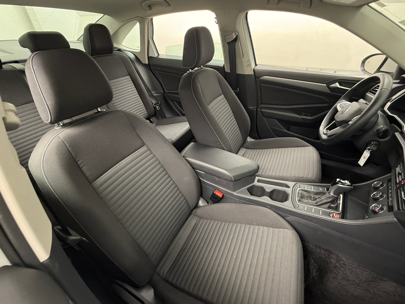 Thumbnail: 2024 Volkswagen Jetta - 2