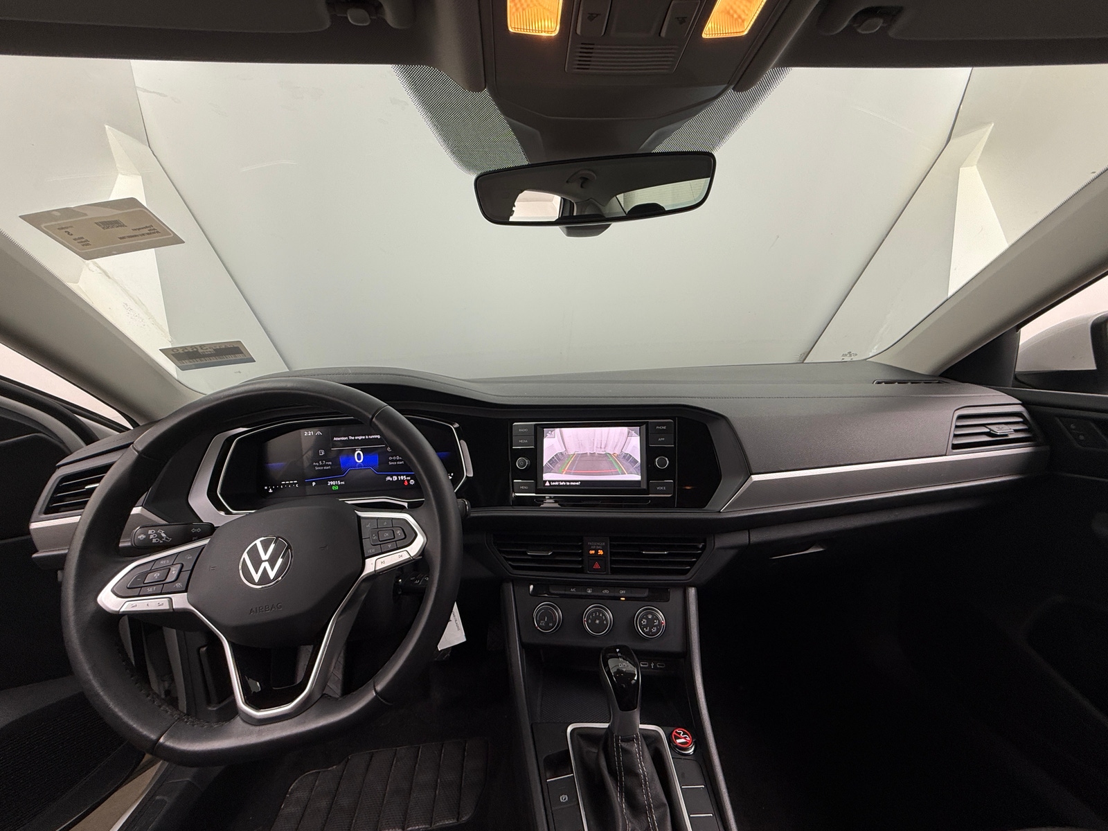 Thumbnail: 2024 Volkswagen Jetta - 3