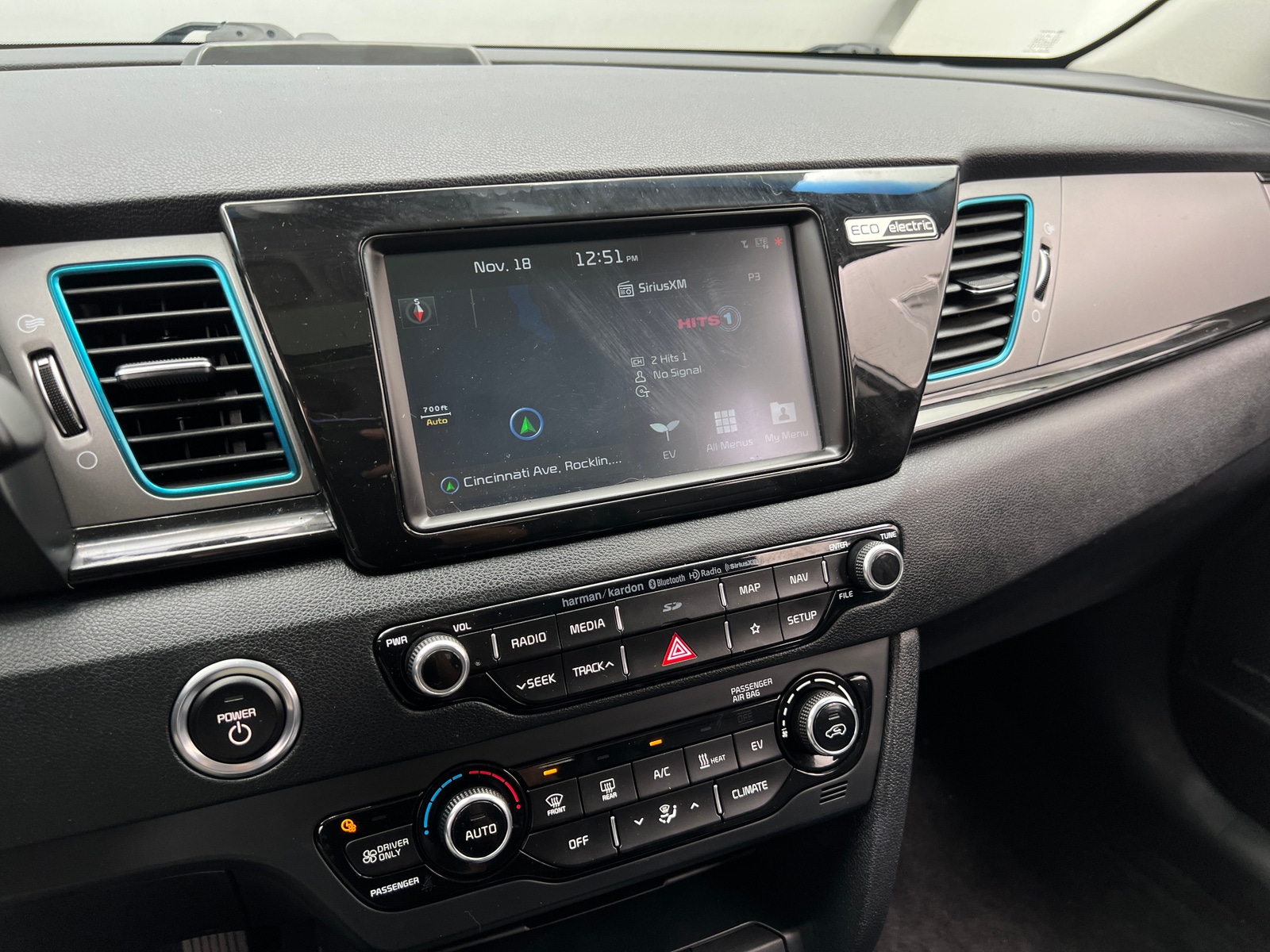 Thumbnail: 2019 Kia Niro - 3