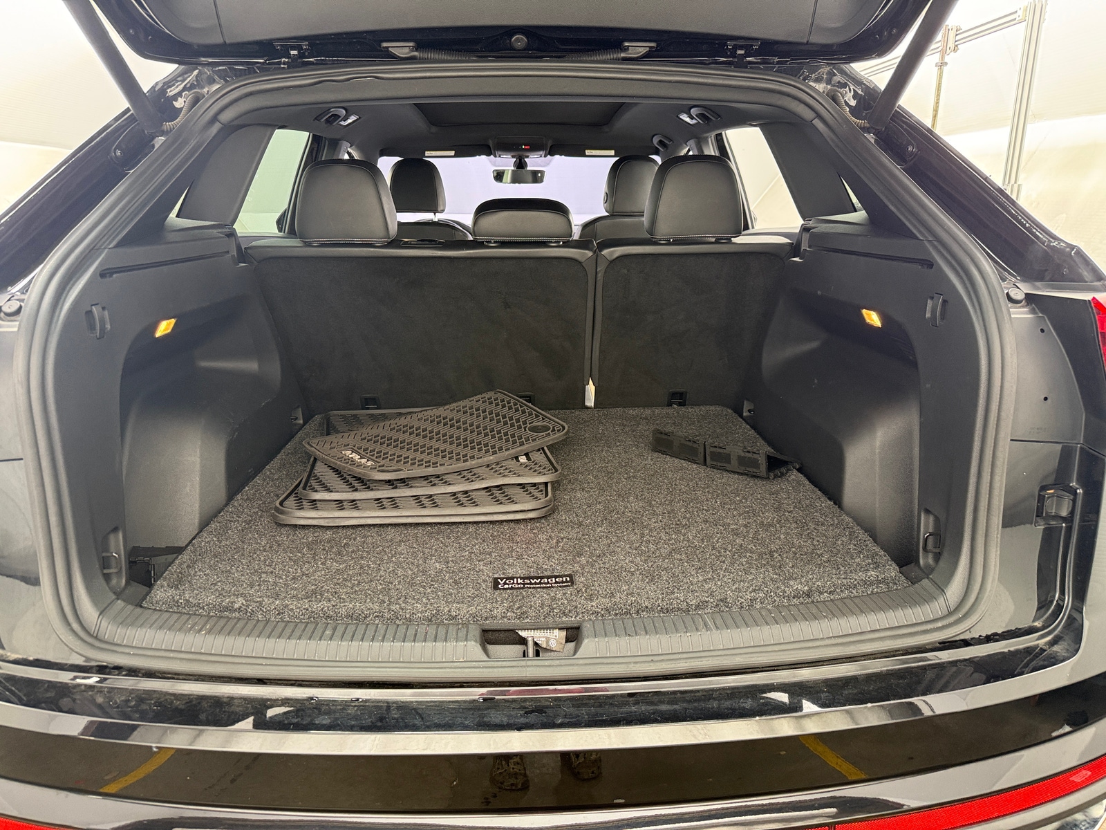 Thumbnail: 2022 Volkswagen Atlas - 6