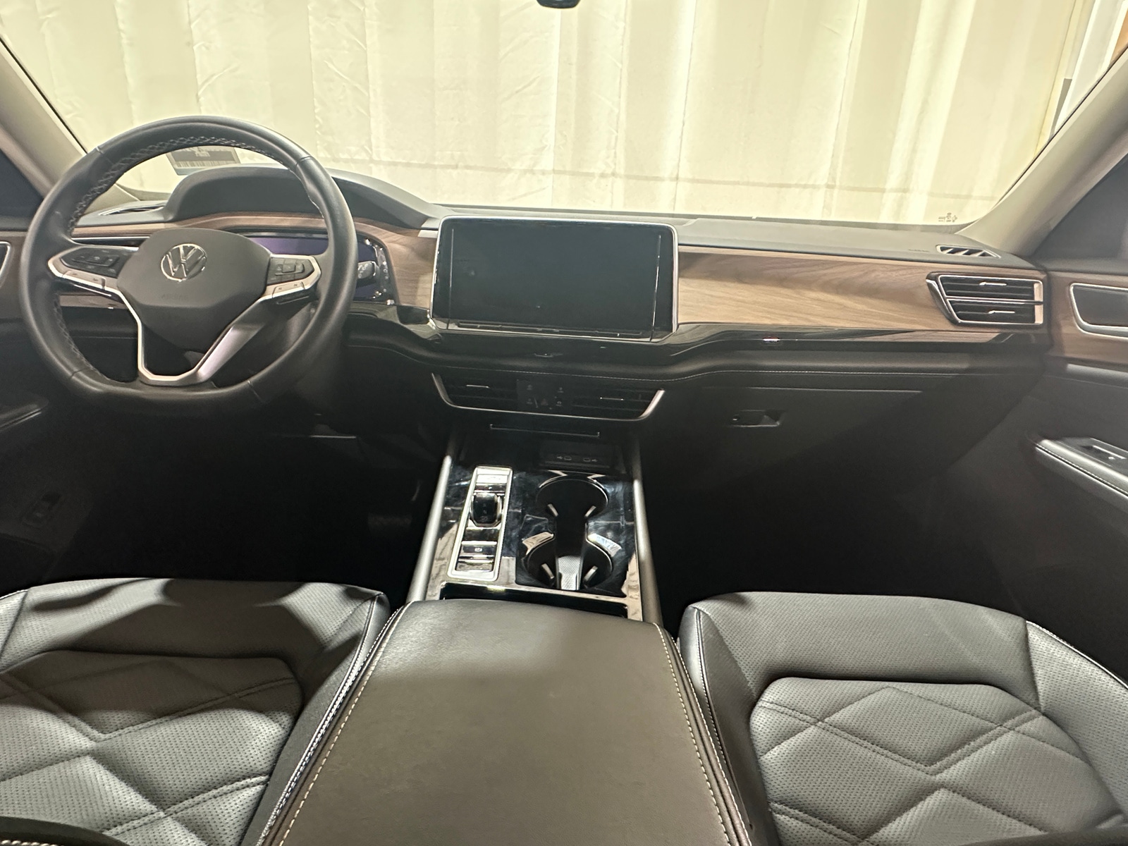 Thumbnail: 2025 Volkswagen Atlas - 2