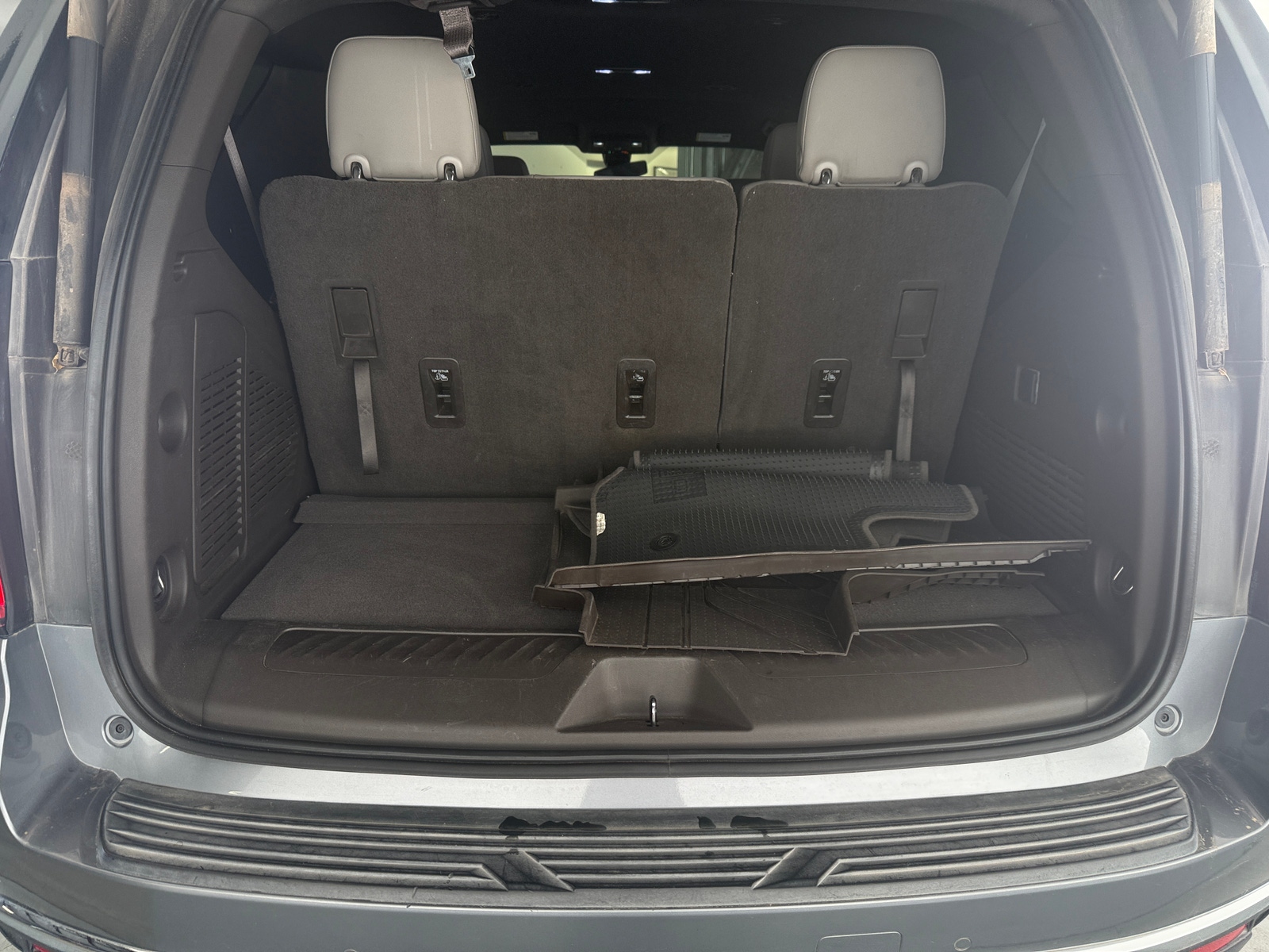 Thumbnail: 2021 Chevrolet Tahoe - 6