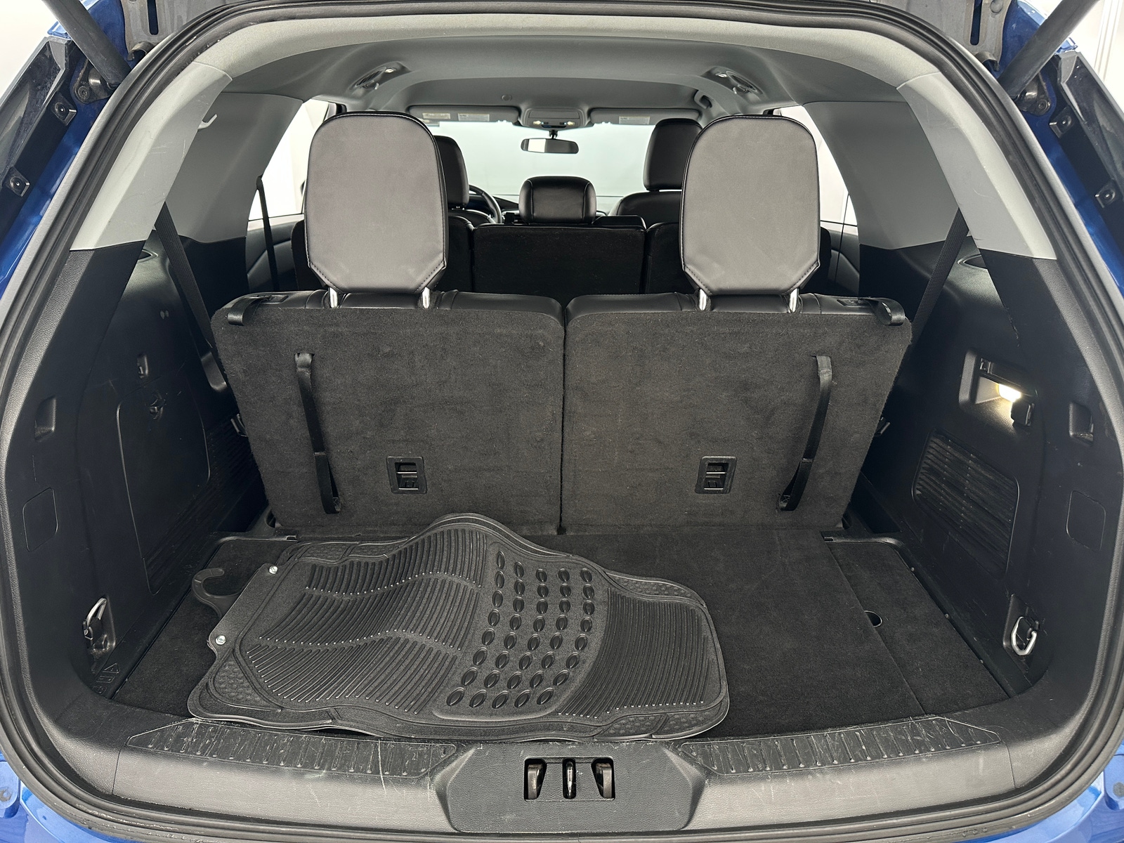 Thumbnail: 2023 Ford Explorer - 6