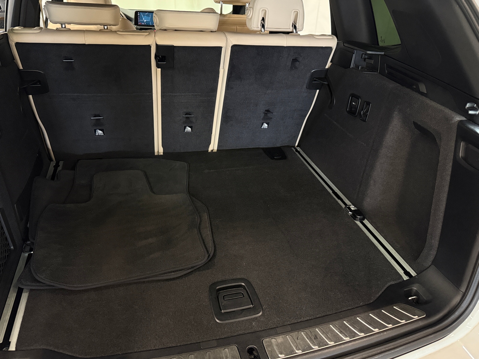 Thumbnail: 2019 BMW X3 - 6