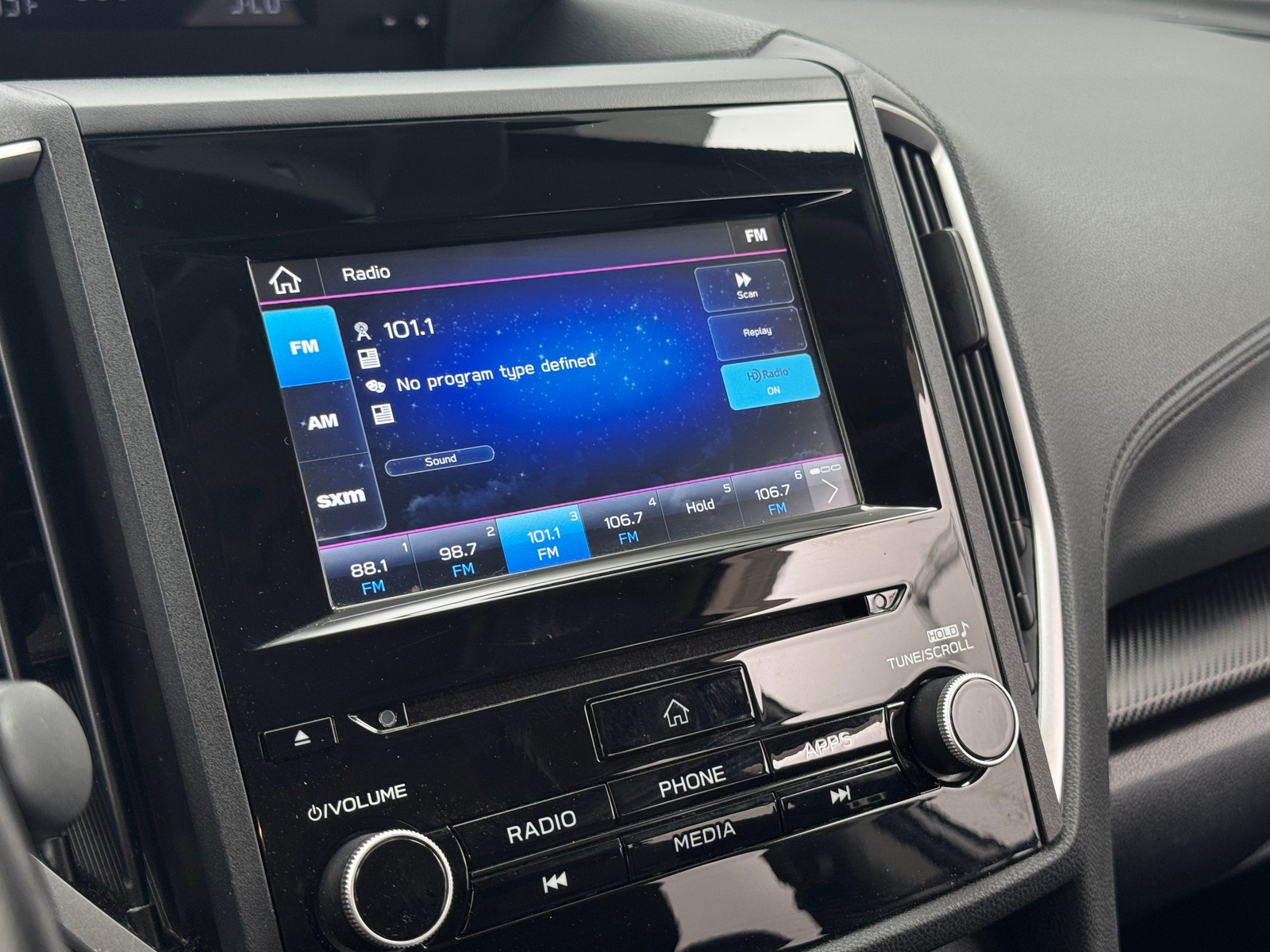 Thumbnail: 2019 Subaru Crosstrek - 4