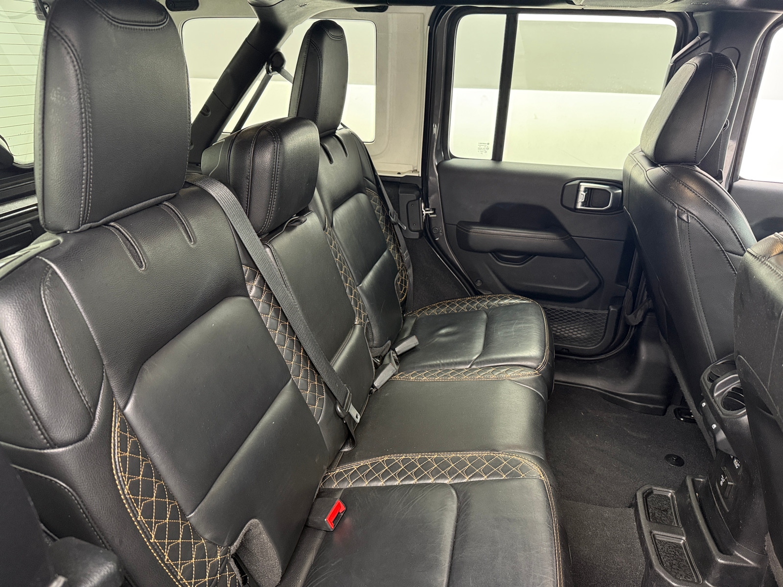 Thumbnail: 2021 Jeep Wrangler - 5