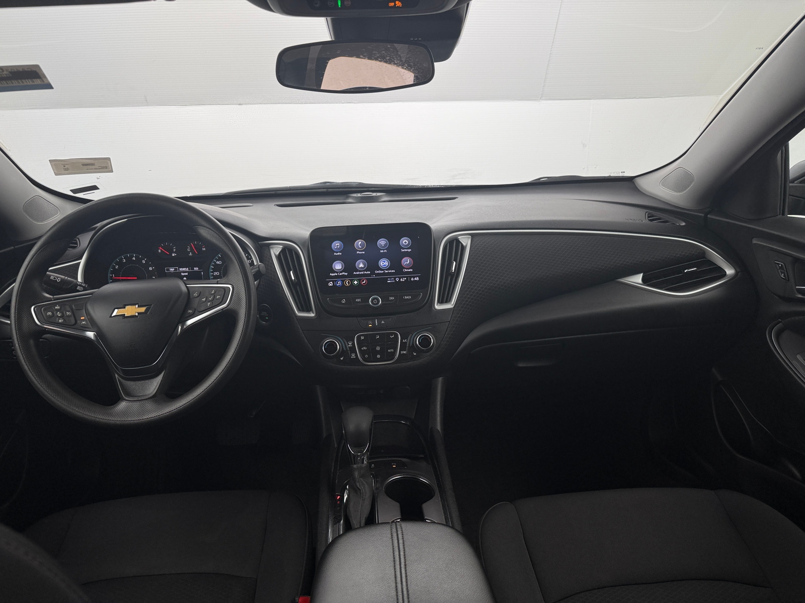 Thumbnail: 2024 Chevrolet Malibu - 3