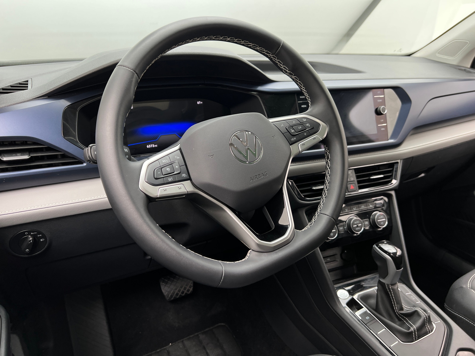 Thumbnail: 2024 Volkswagen Taos - 4