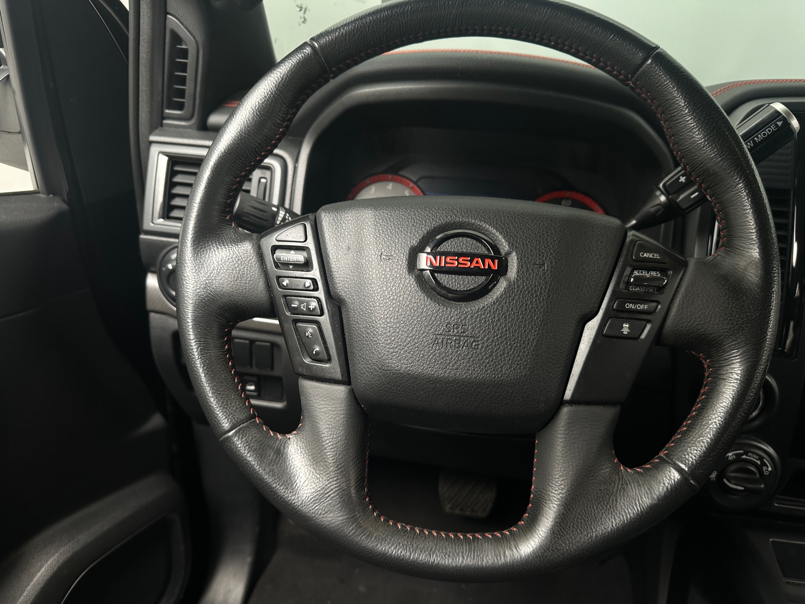 Thumbnail: 2021 Nissan Titan - 5