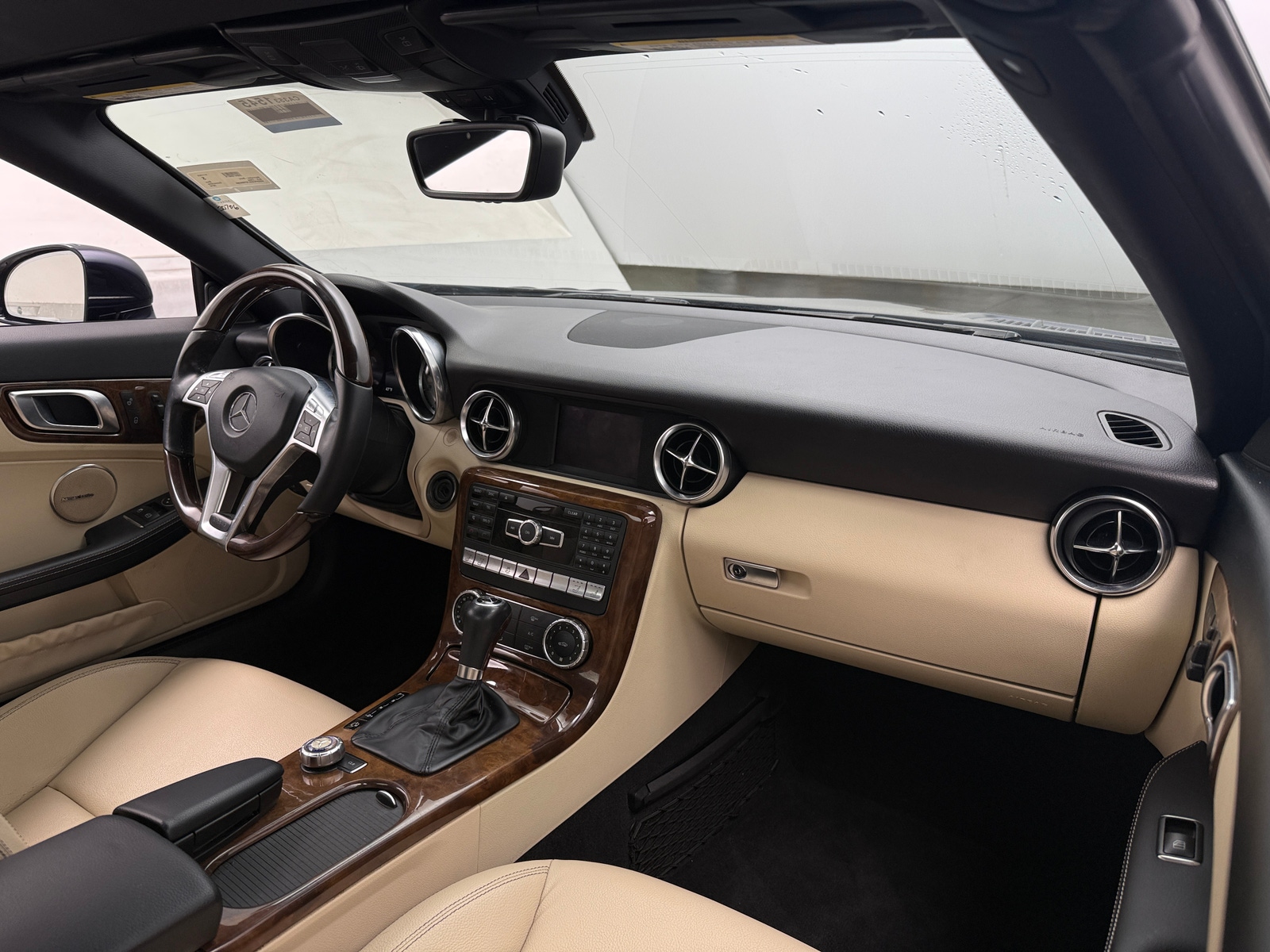 Thumbnail: 2014 Mercedes-Benz SLK - 2