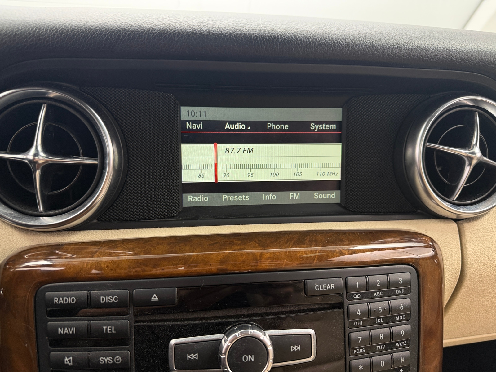 Thumbnail: 2014 Mercedes-Benz SLK - 3