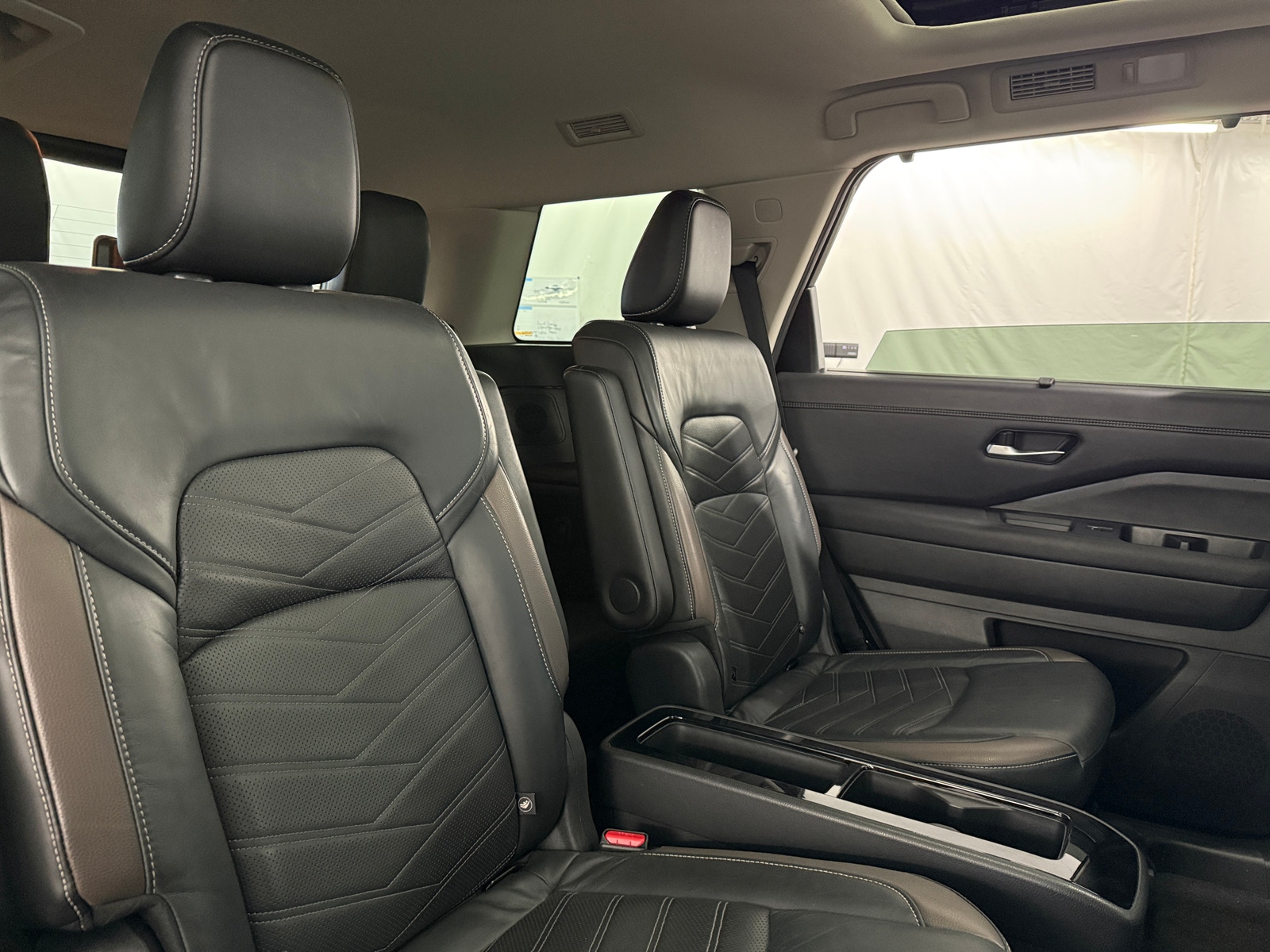 Thumbnail: 2023 Nissan Pathfinder - 5