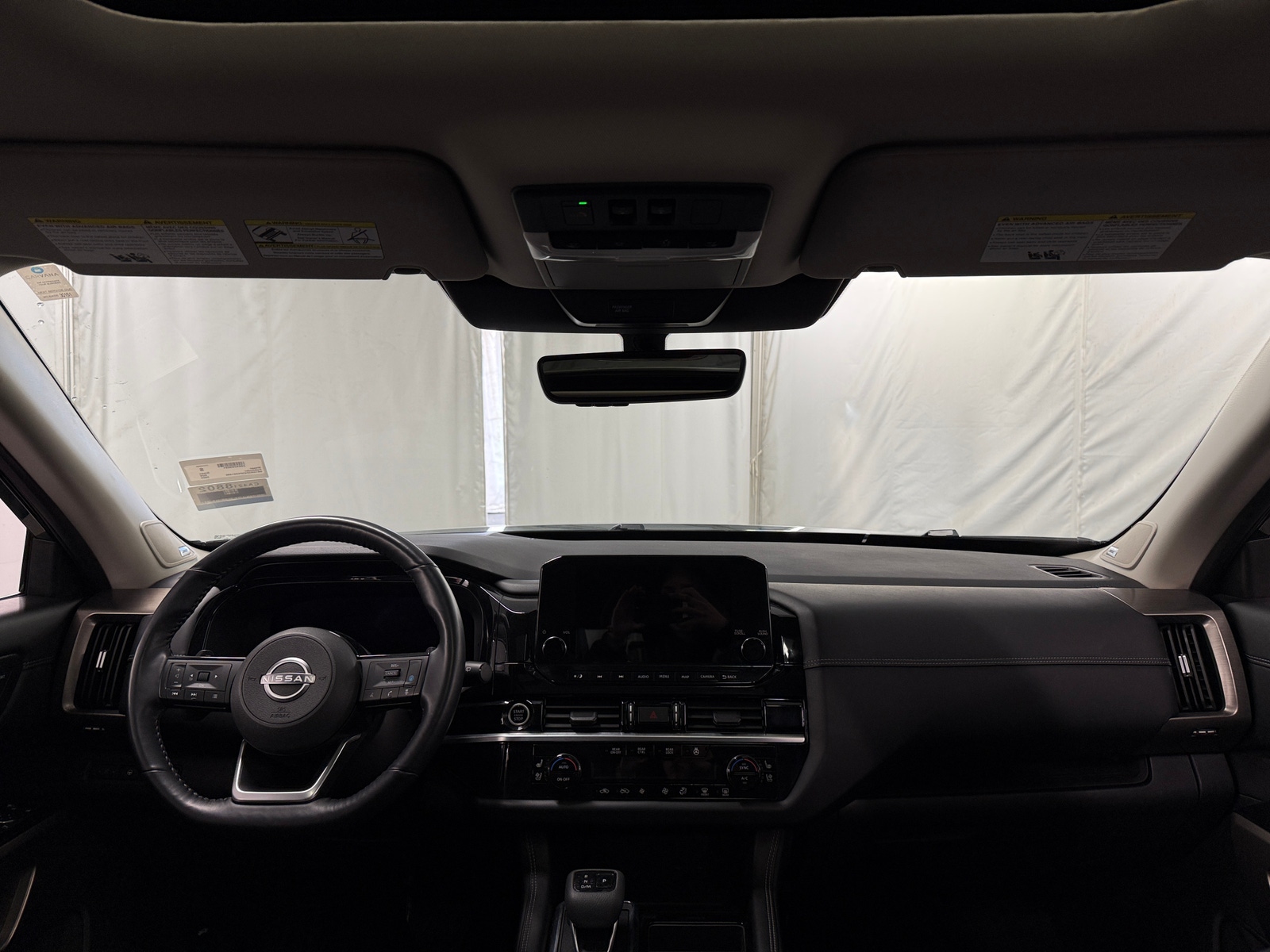 Thumbnail: 2023 Nissan Pathfinder - 2