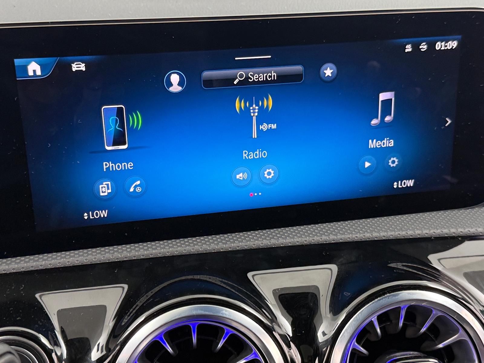 Thumbnail: 2025 Mercedes-Benz CLA - 2