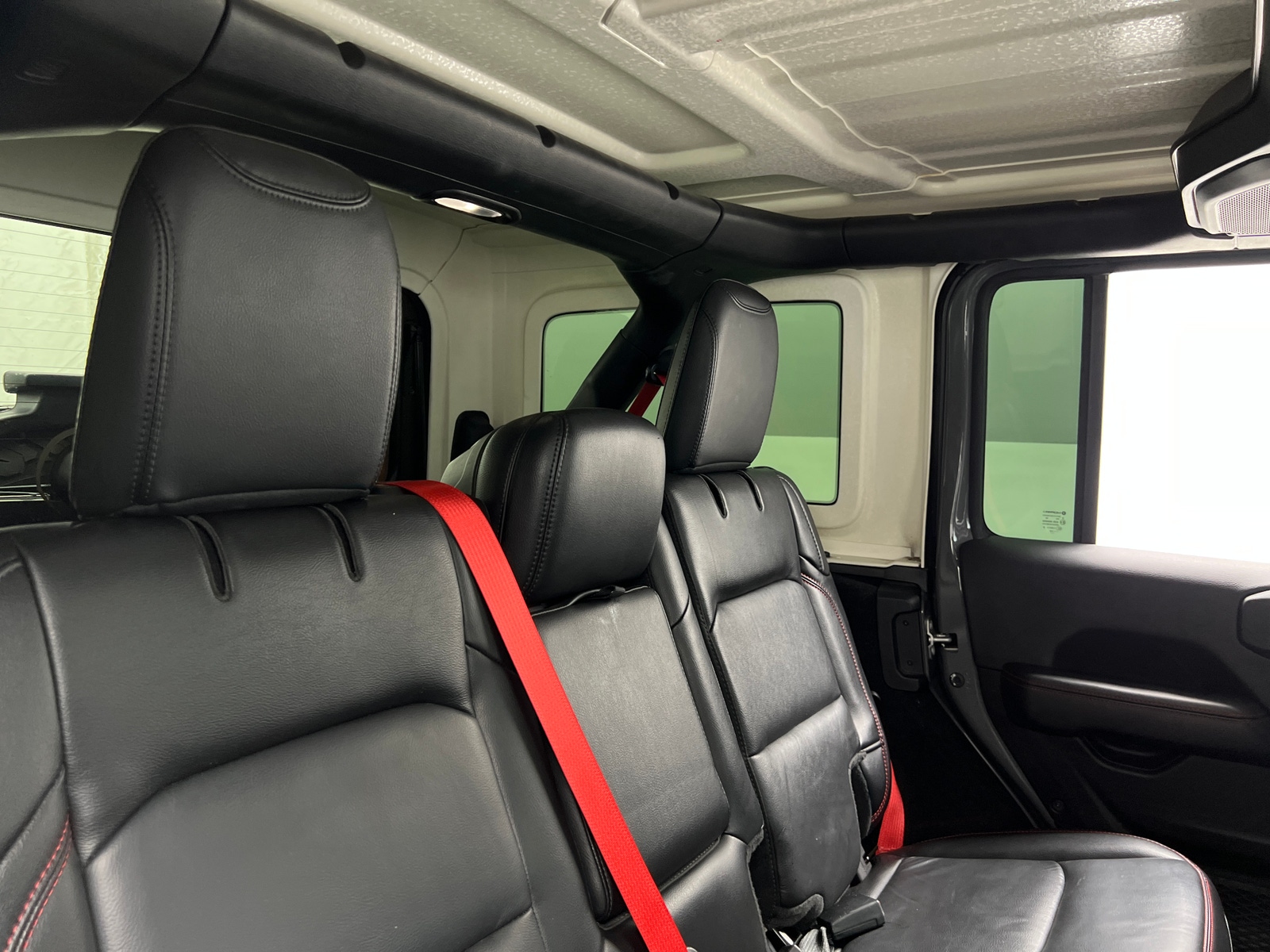 Thumbnail: 2020 Jeep Wrangler - 6