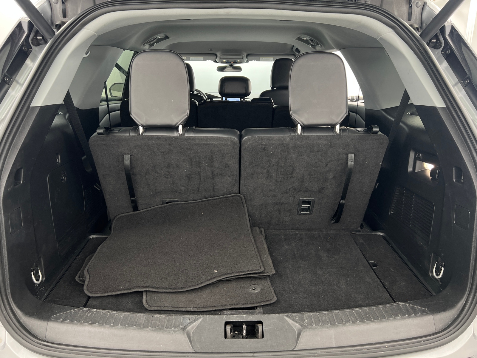 Thumbnail: 2023 Ford Explorer - 6