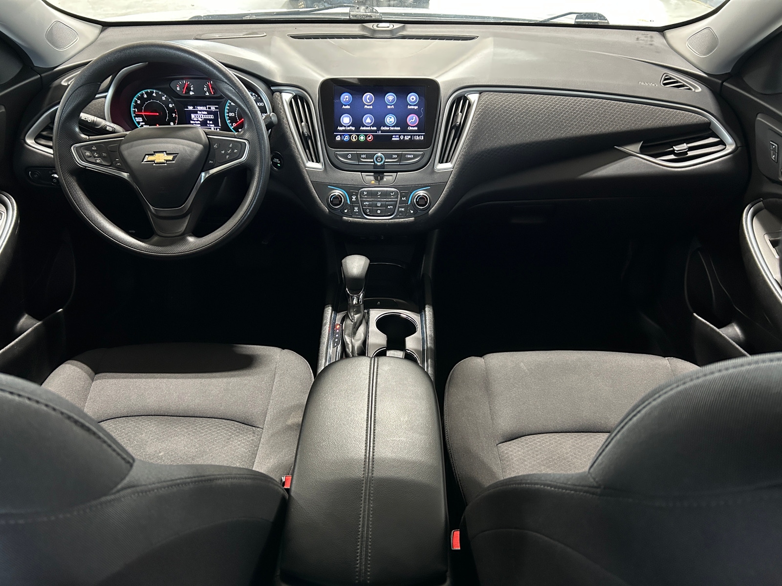 Thumbnail: 2023 Chevrolet Malibu - 3