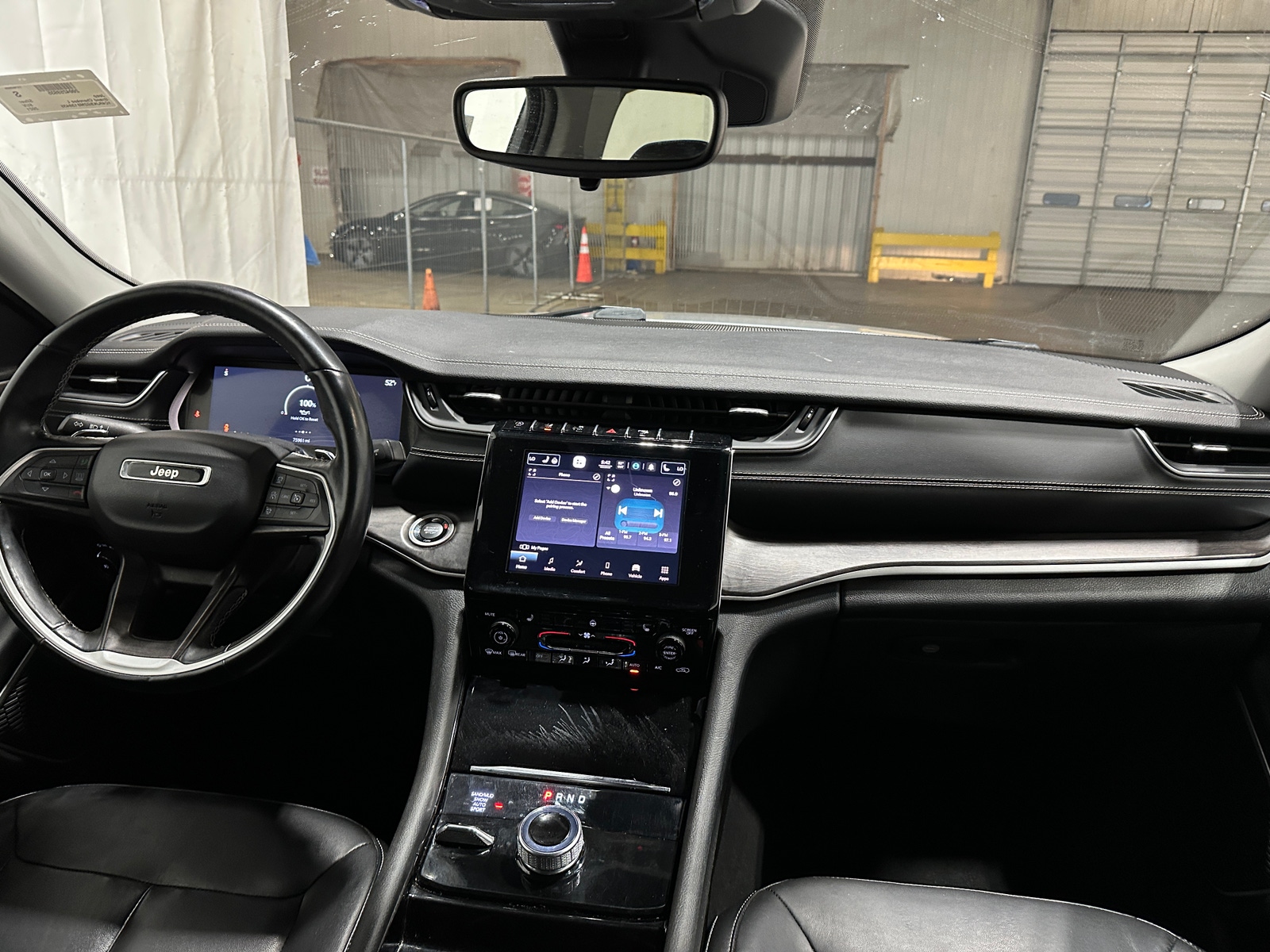 Thumbnail: 2021 Jeep Grand Cherokee L - 2