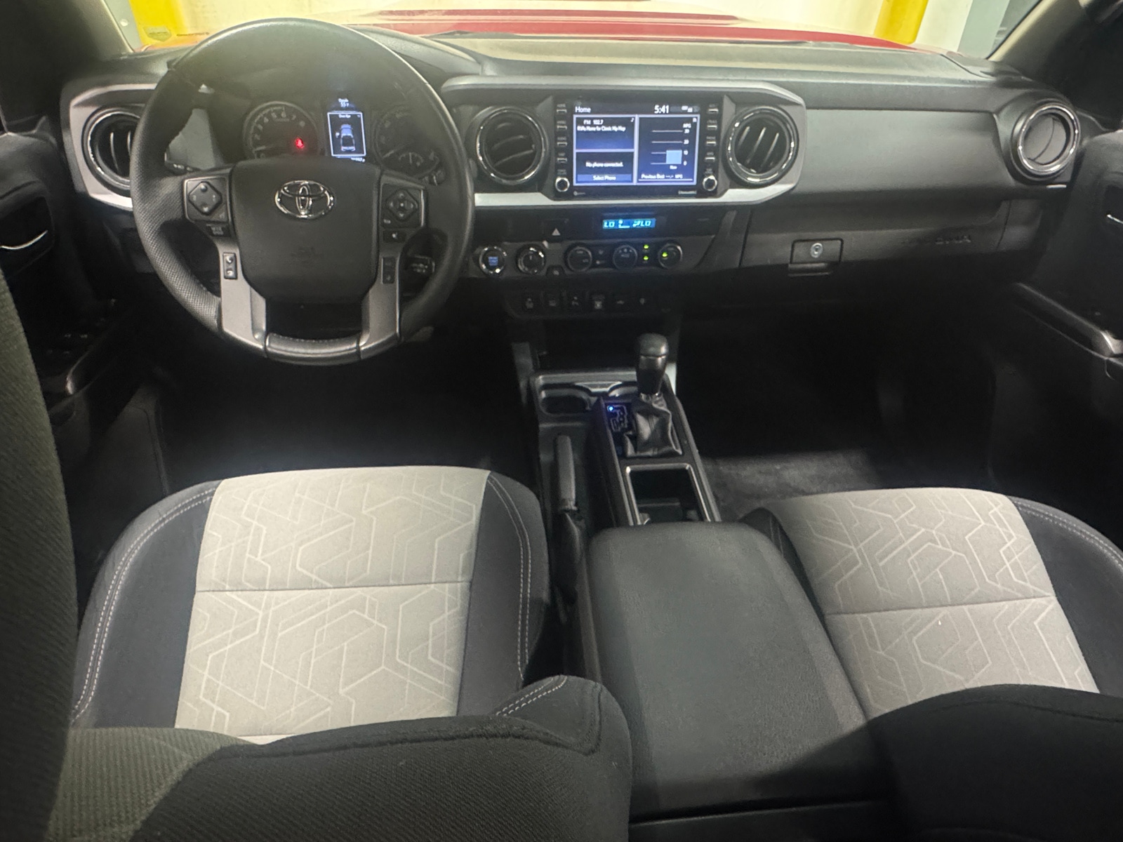 Thumbnail: 2022 Toyota Tacoma - 3