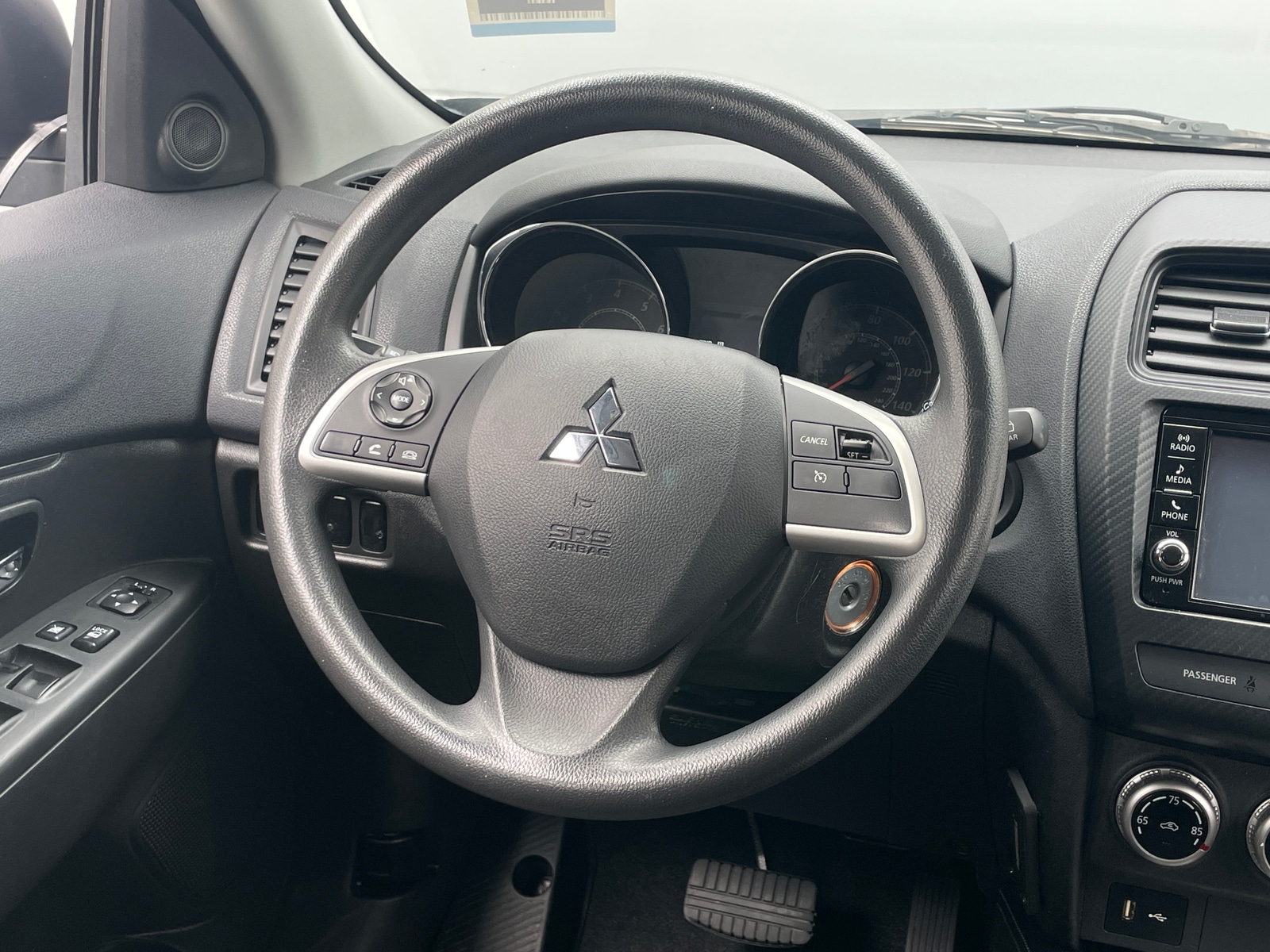 Thumbnail: 2021 Mitsubishi Outlander Sport - 5