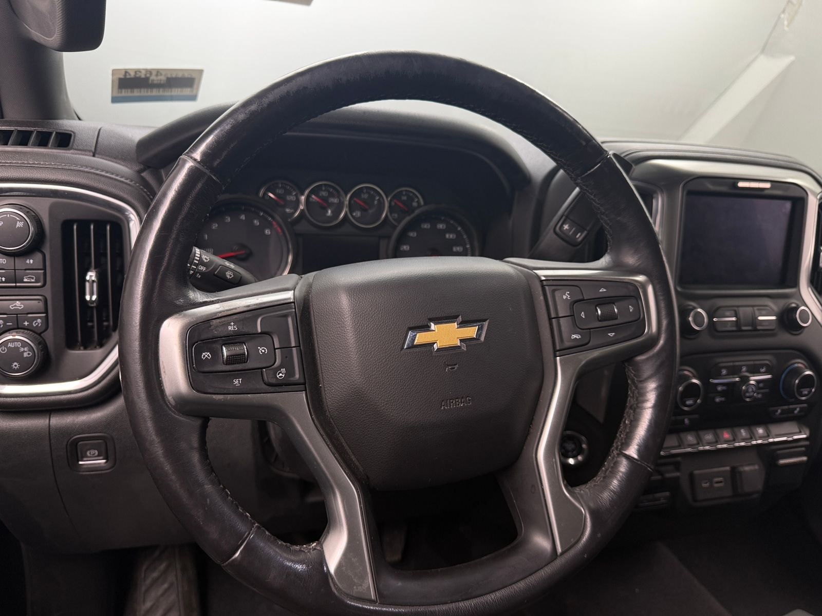 Thumbnail: 2019 Chevrolet Silverado 1500 - 5
