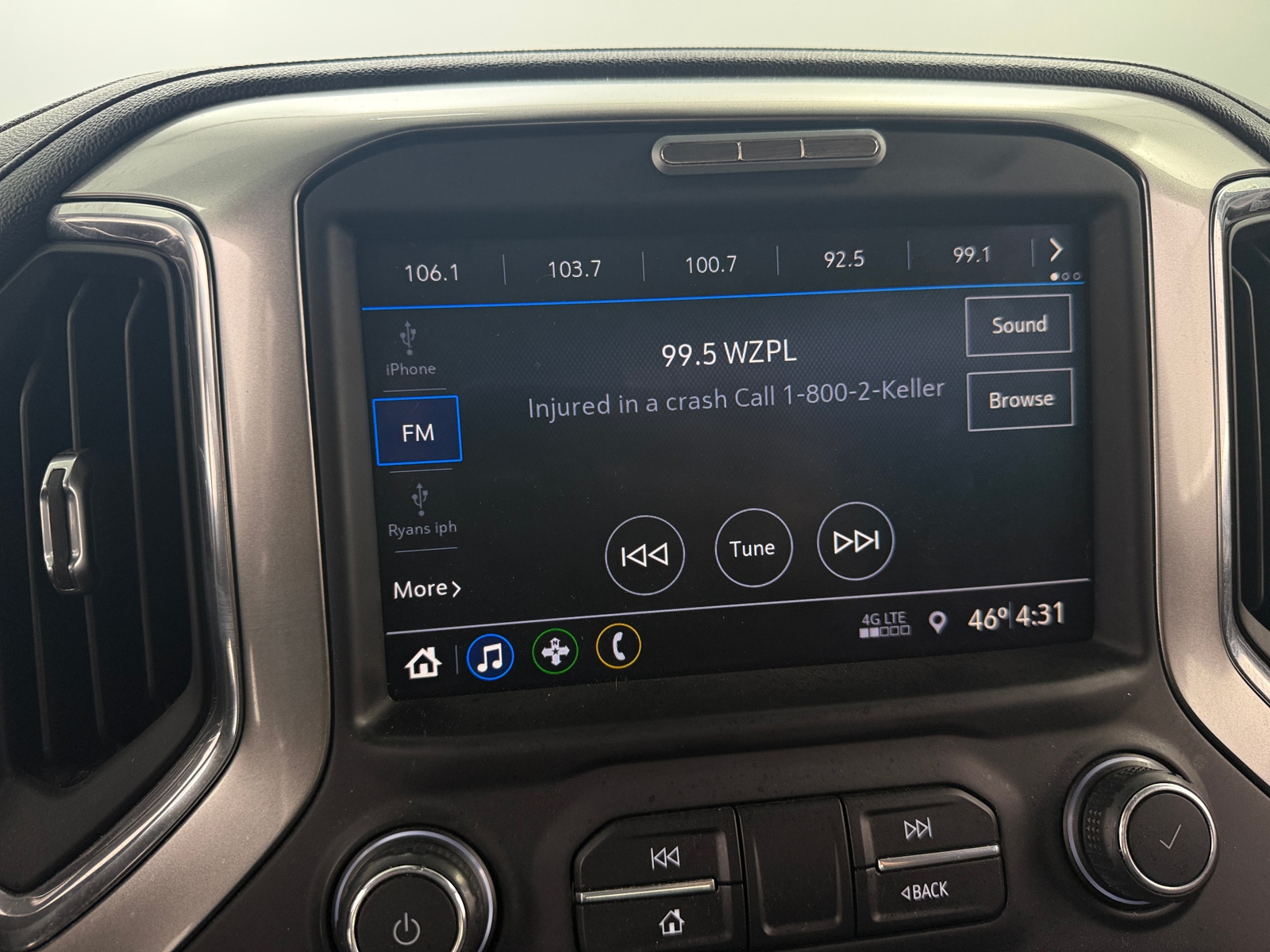 Thumbnail: 2019 Chevrolet Silverado 1500 - 4