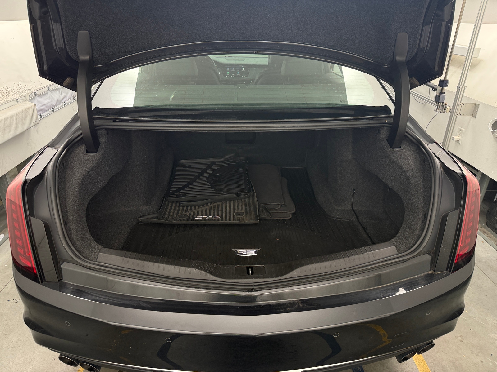 Thumbnail: 2019 Cadillac CT6 - 6