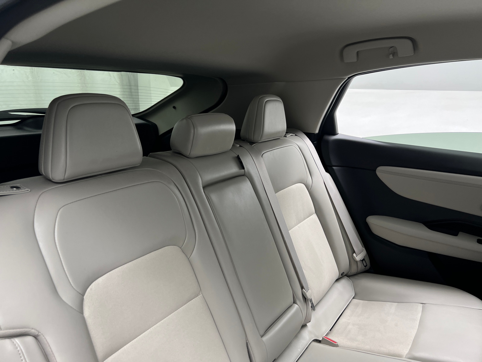 Thumbnail: 2025 Nissan Ariya - 5