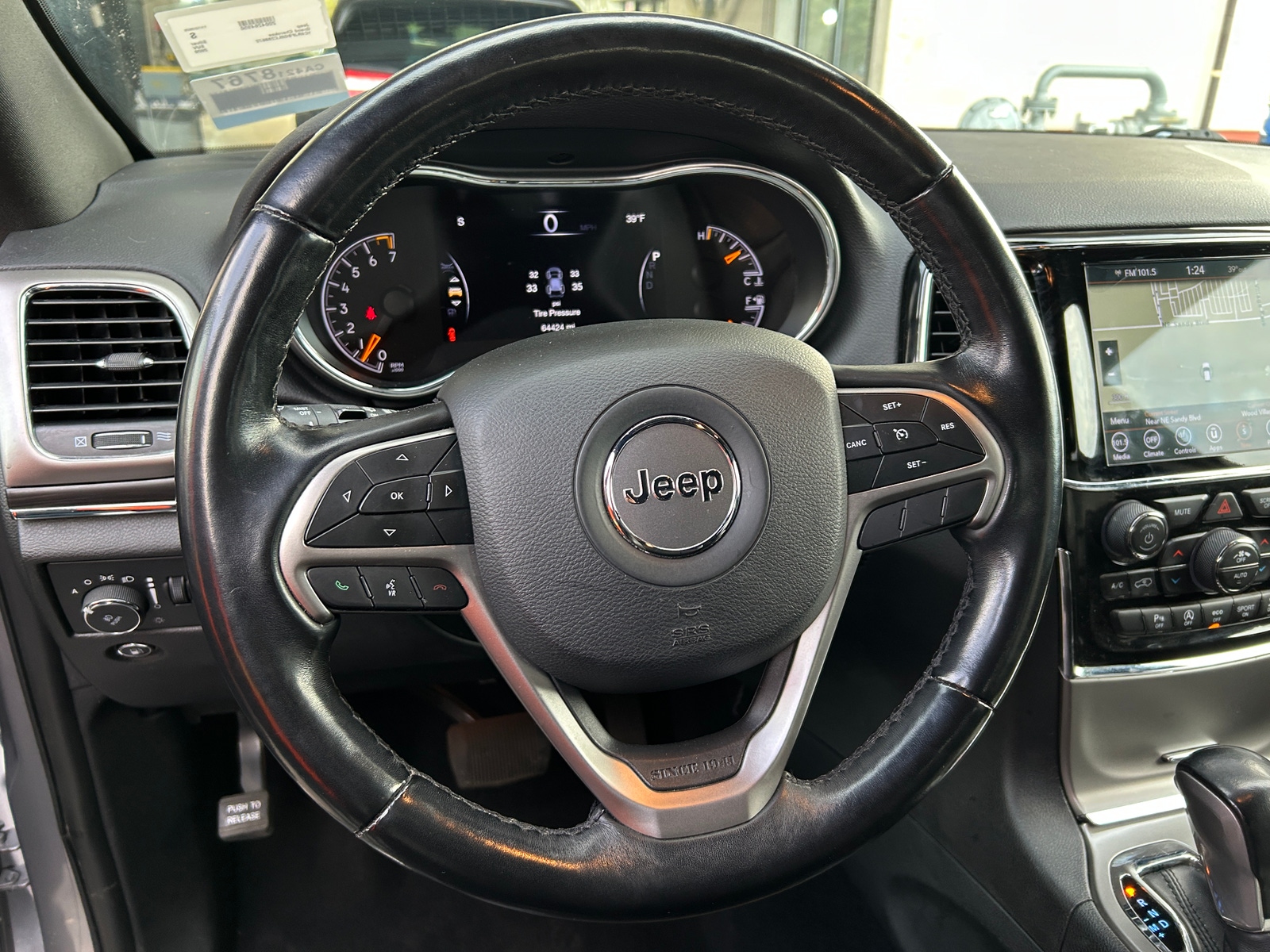 Thumbnail: 2020 Jeep Grand Cherokee - 4