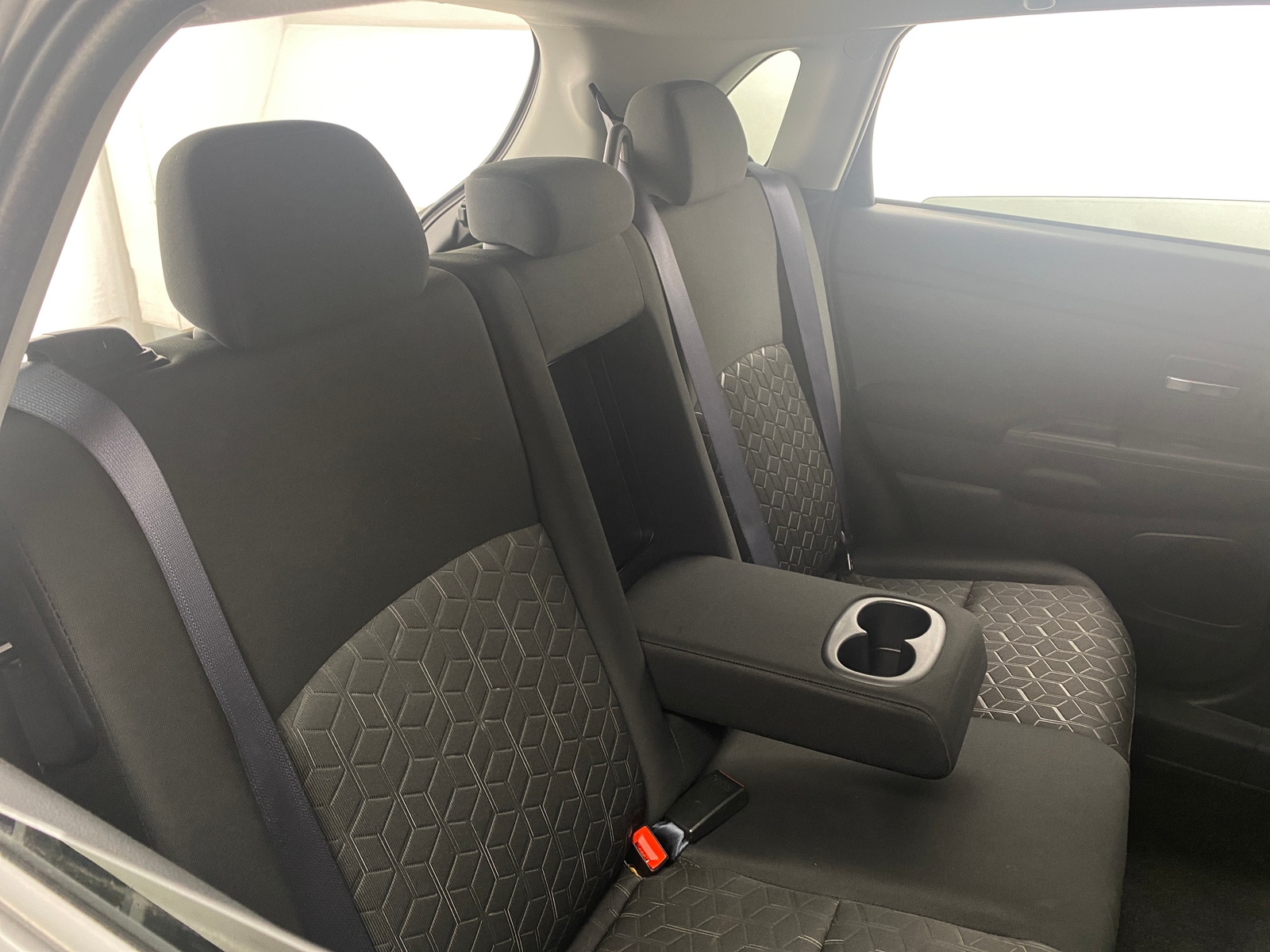 Thumbnail: 2025 Mitsubishi Outlander Sport - 6